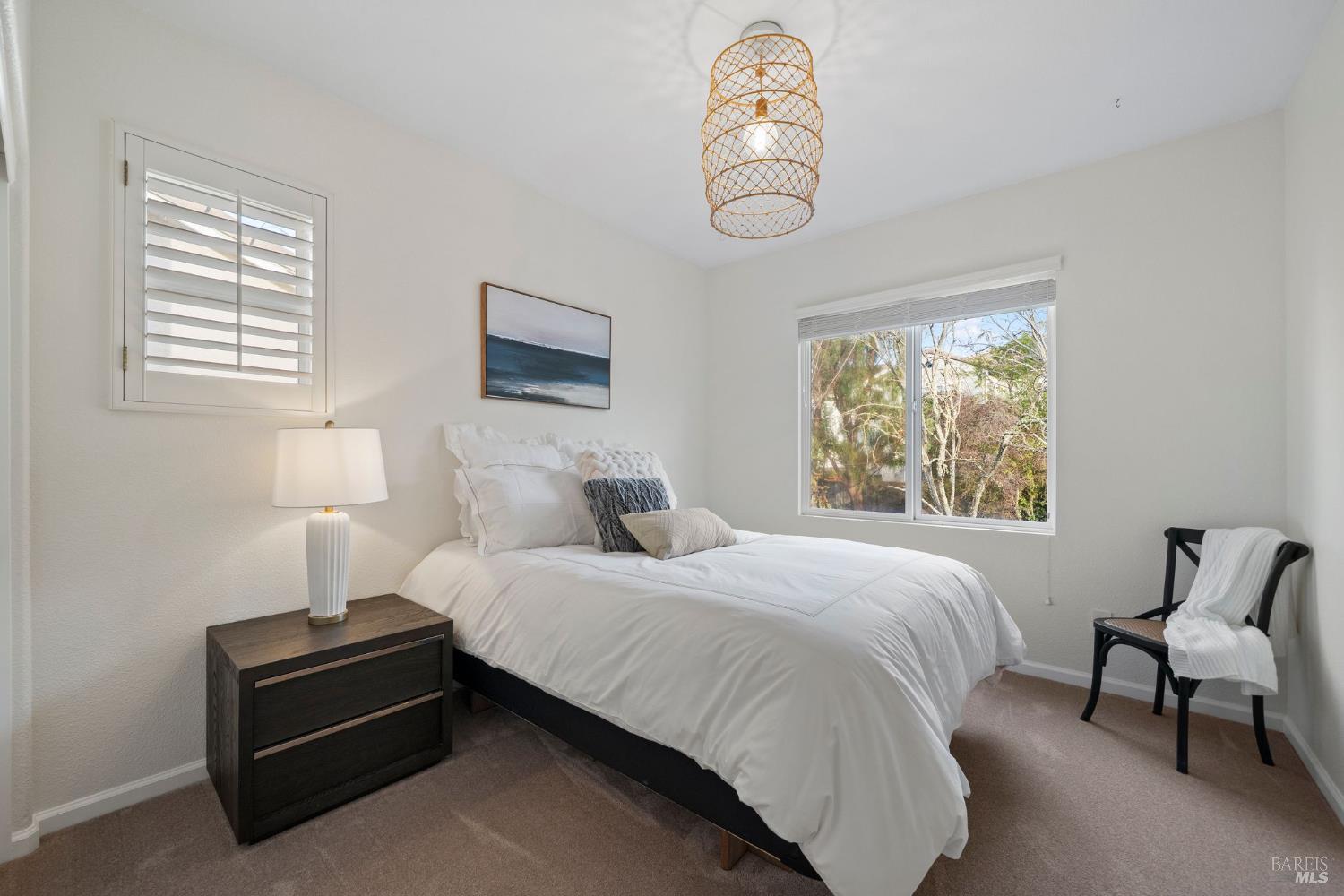 Detail Gallery Image 45 of 69 For 46 Waterbury Ln, Novato,  CA 94949 - 4 Beds | 2/1 Baths