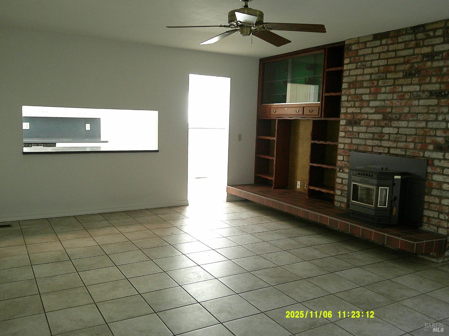 Detail Gallery Image 8 of 20 For 390 S Almond St, Dixon,  CA 95620 - 4 Beds | 2/1 Baths