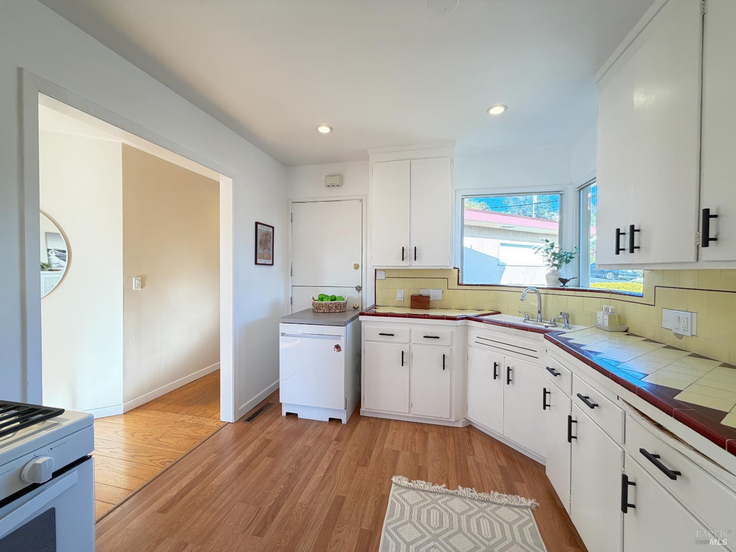 Detail Gallery Image 22 of 42 For 7659 Stockton Ave, El Cerrito,  CA 94530 - 2 Beds | 1 Baths