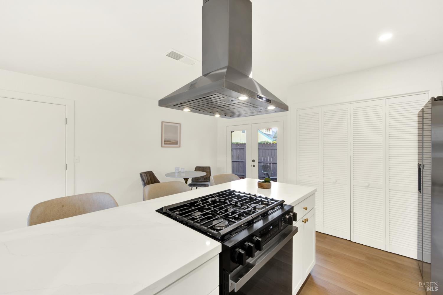 Detail Gallery Image 17 of 34 For 6610 Oak Leaf Ct, Yountville,  CA 94599 - 2 Beds | 1 Baths