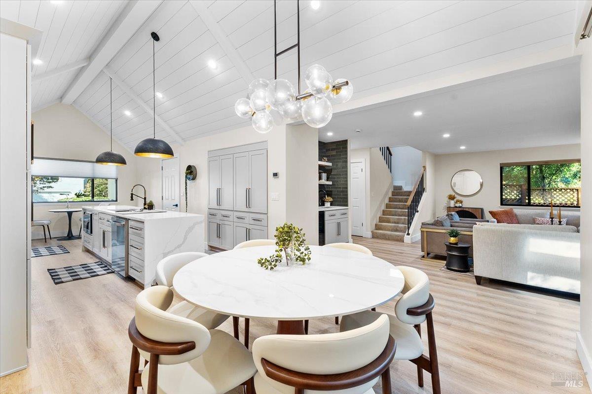 Front Image Thumbnail for BA325103817