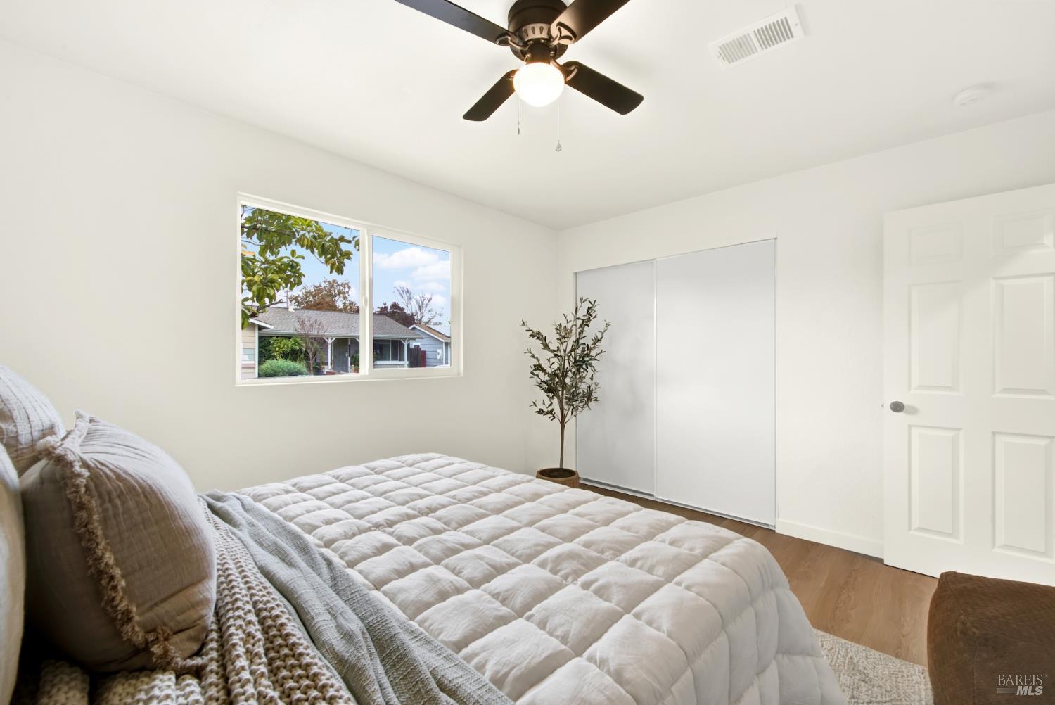 Detail Gallery Image 23 of 34 For 6610 Oak Leaf Ct, Yountville,  CA 94599 - 2 Beds | 1 Baths