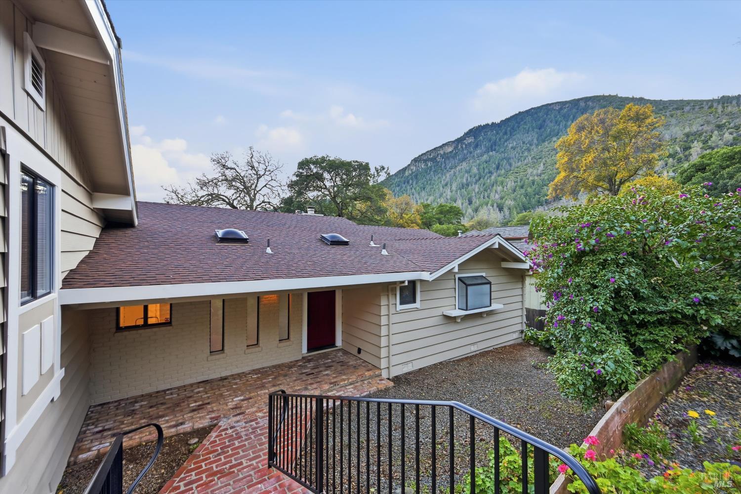 Detail Gallery Image 47 of 52 For 2698 Greenway Dr, Kelseyville,  CA 95451 - 3 Beds | 2/1 Baths