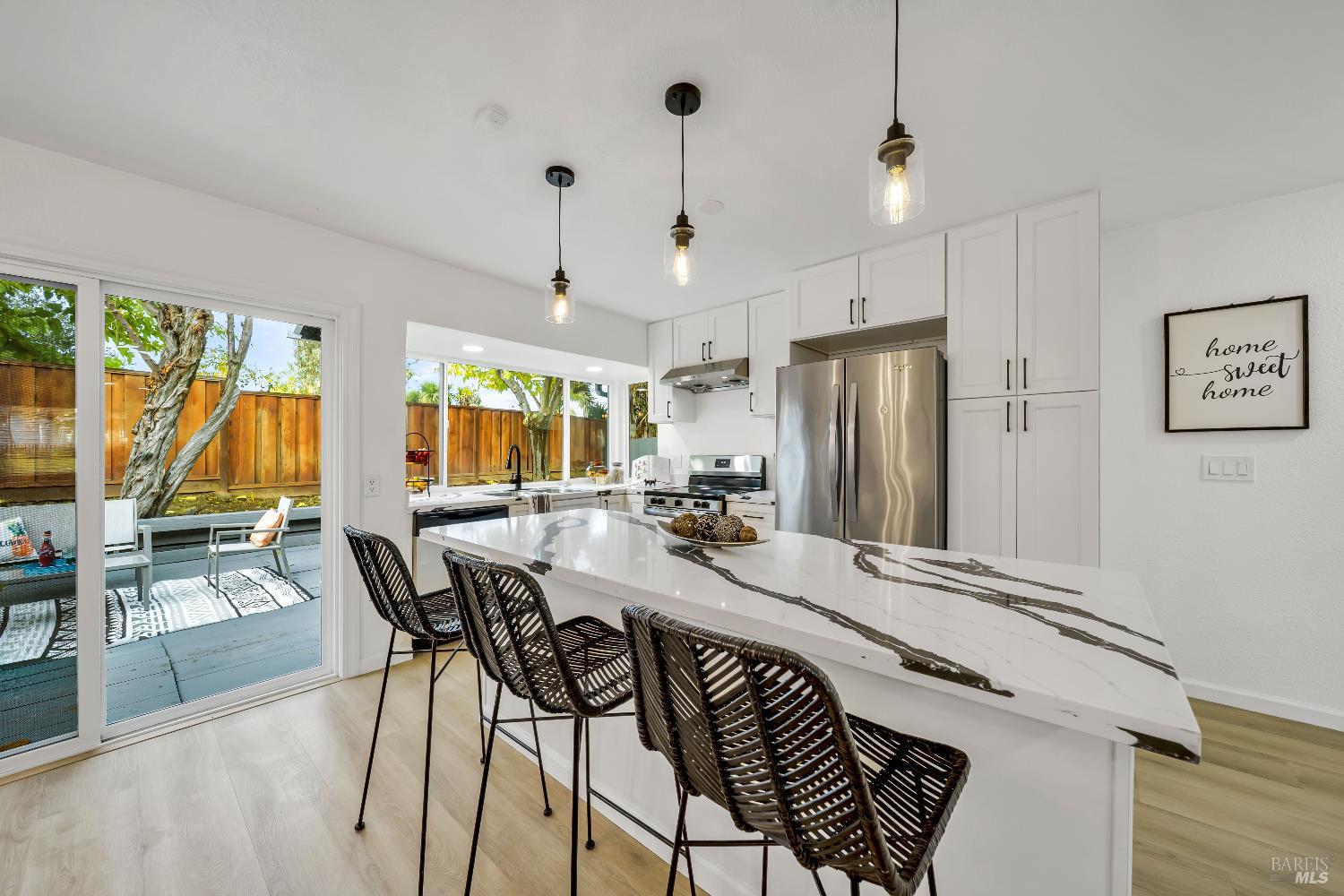 Detail Gallery Image 11 of 41 For 1251 N Camino Alto Unkn, Vallejo,  CA 94589 - 4 Beds | 2 Baths