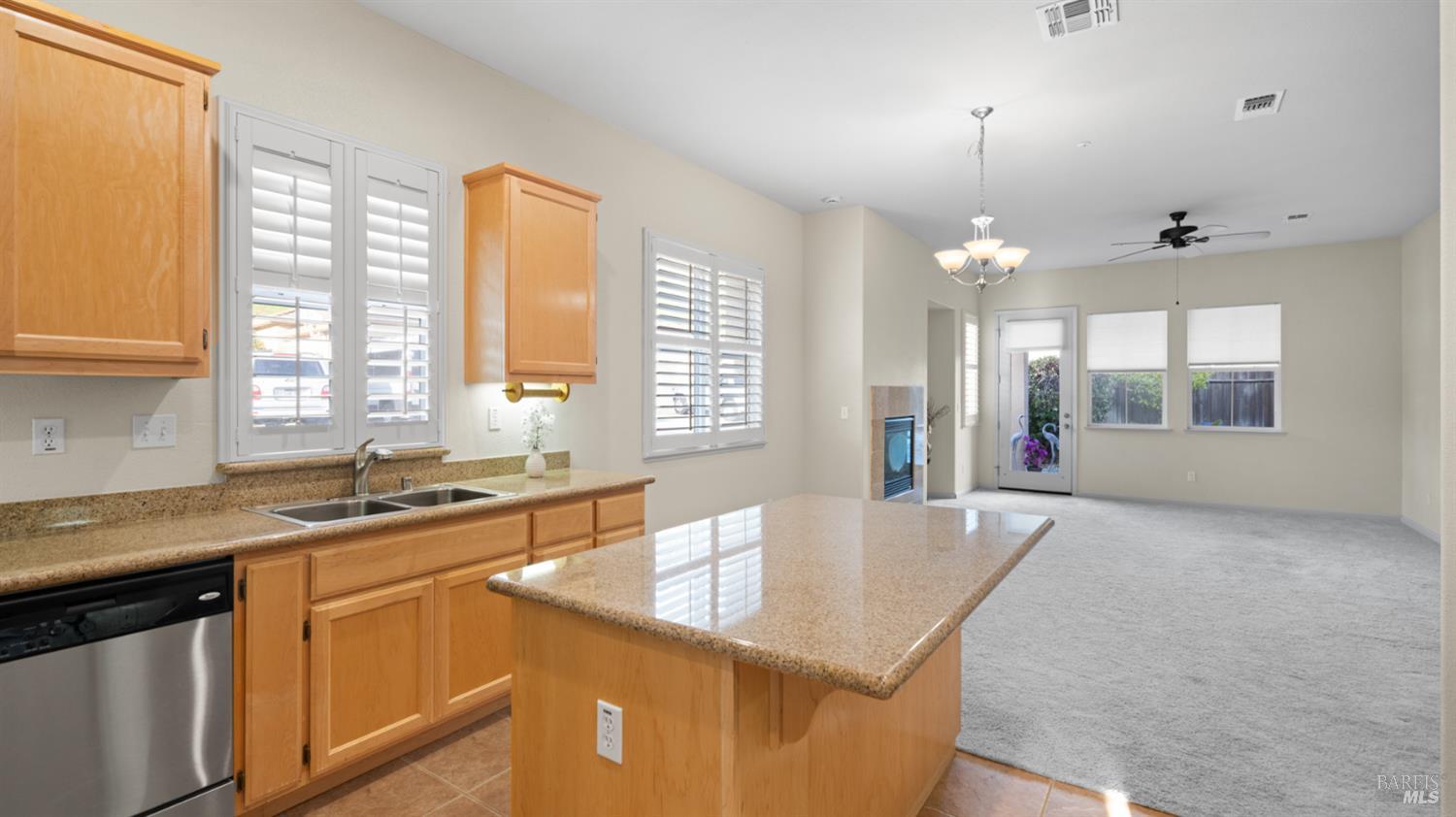 Detail Gallery Image 12 of 40 For 3291 Inwood Pl, Fairfield,  CA 94534 - 2 Beds | 2 Baths