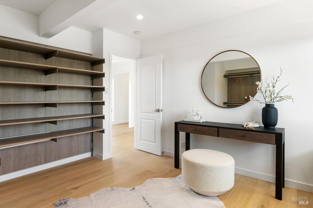 Detail Gallery Image 31 of 50 For 1 Tara View Rd, Tiburon,  CA 94920 - 8 Beds | 4/1 Baths