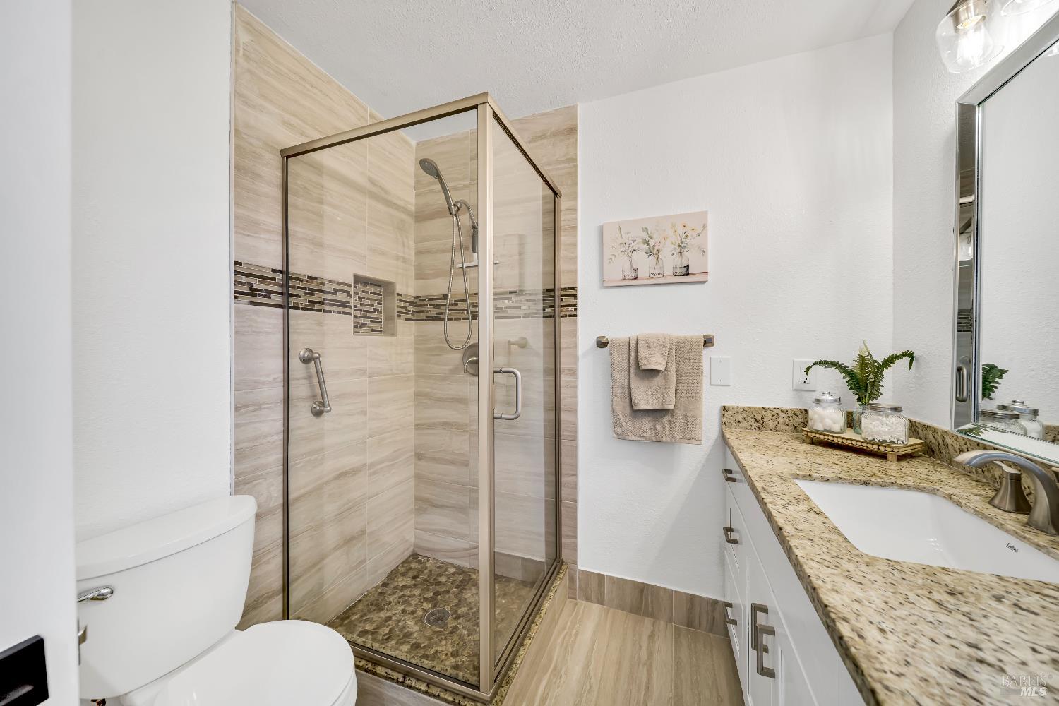 Detail Gallery Image 19 of 41 For 1251 N Camino Alto Unkn, Vallejo,  CA 94589 - 4 Beds | 2 Baths