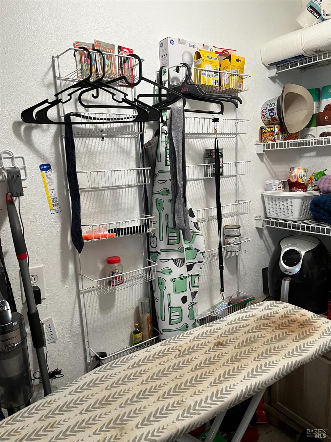 Detail Gallery Image 13 of 17 For 201 Creed Ave, Antioch,  CA 94509 - 4 Beds | 2 Baths