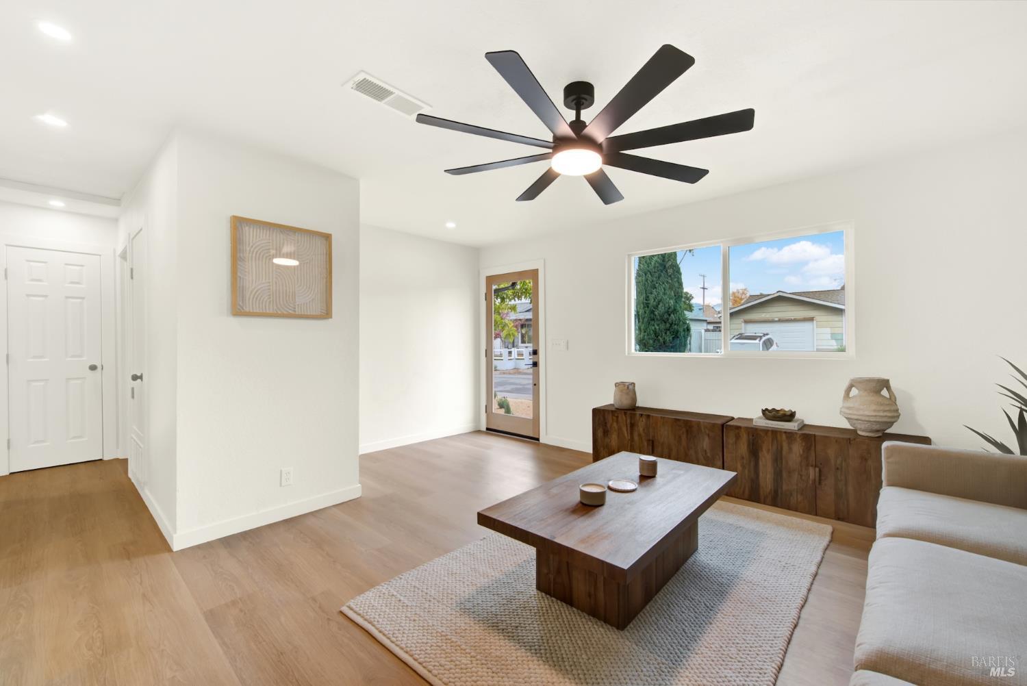 Detail Gallery Image 8 of 34 For 6610 Oak Leaf Ct, Yountville,  CA 94599 - 2 Beds | 1 Baths