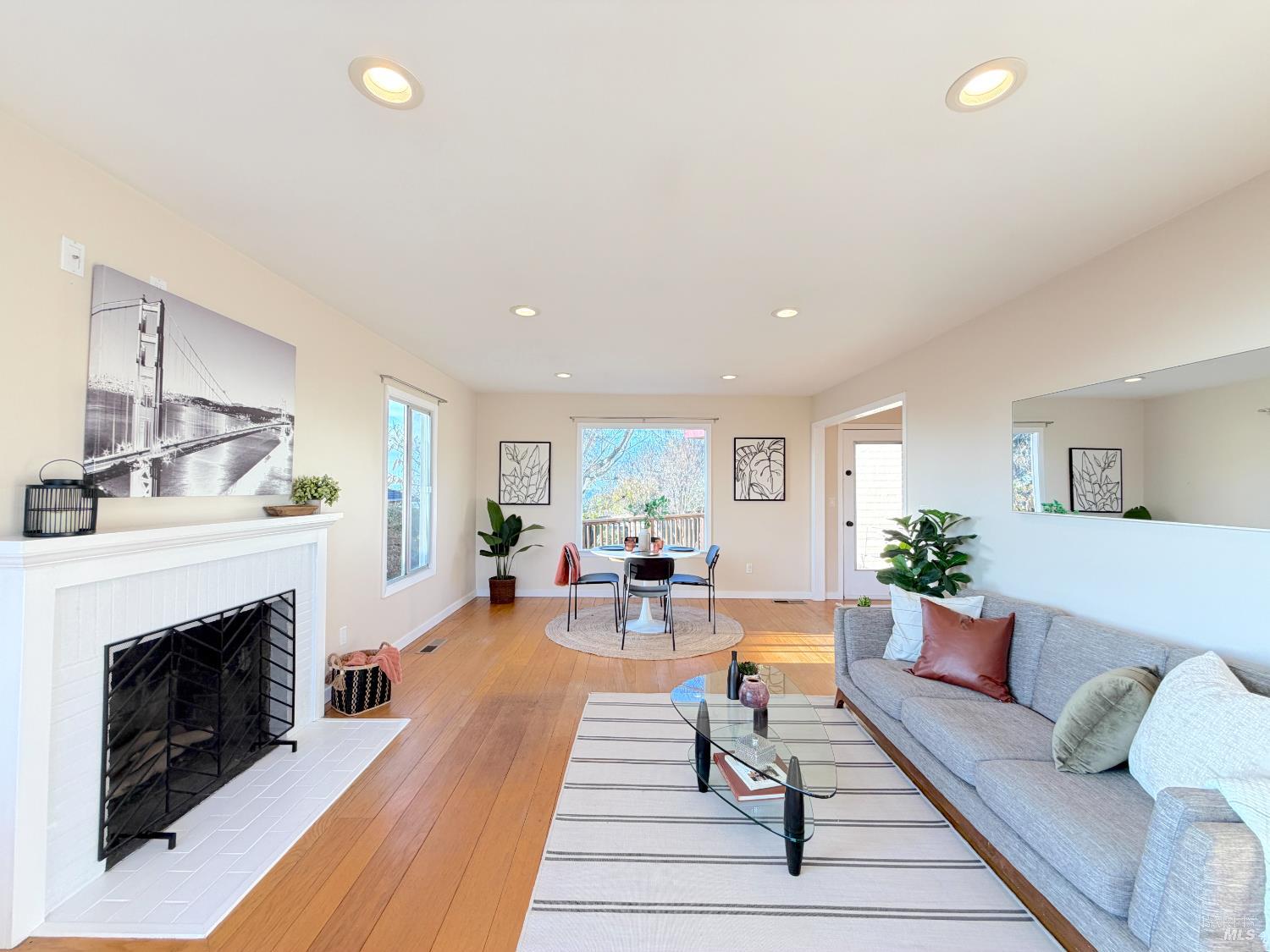 Detail Gallery Image 8 of 42 For 7659 Stockton Ave, El Cerrito,  CA 94530 - 2 Beds | 1 Baths