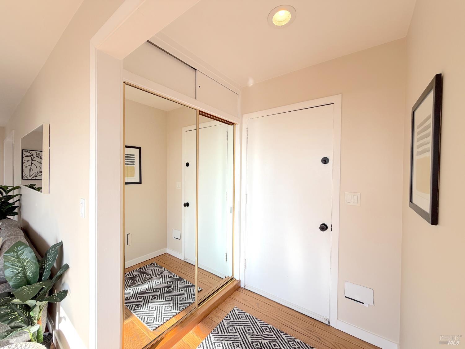 Detail Gallery Image 5 of 42 For 7659 Stockton Ave, El Cerrito,  CA 94530 - 2 Beds | 1 Baths