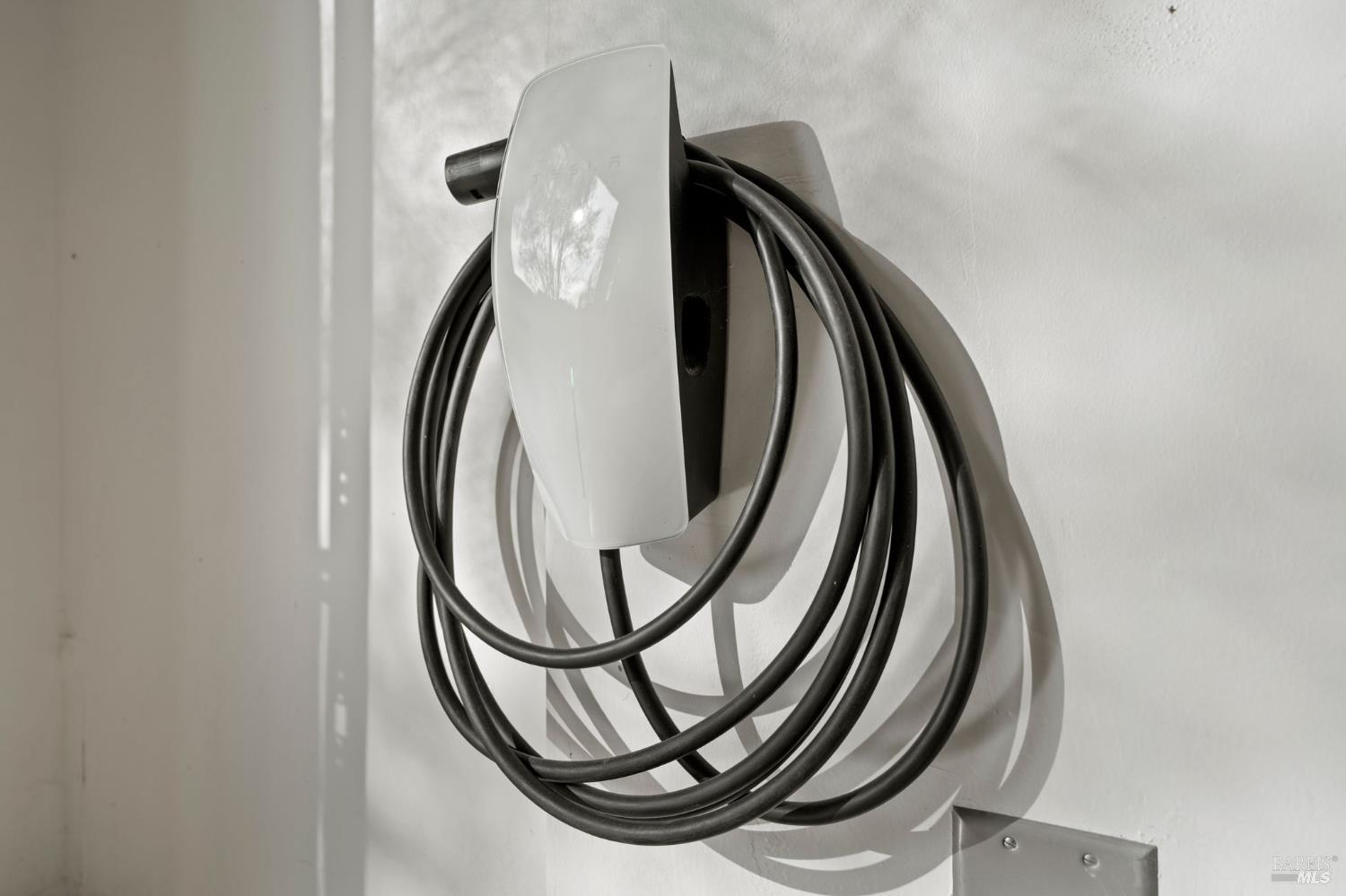 Detail Gallery Image 50 of 69 For 46 Waterbury Ln, Novato,  CA 94949 - 4 Beds | 2/1 Baths