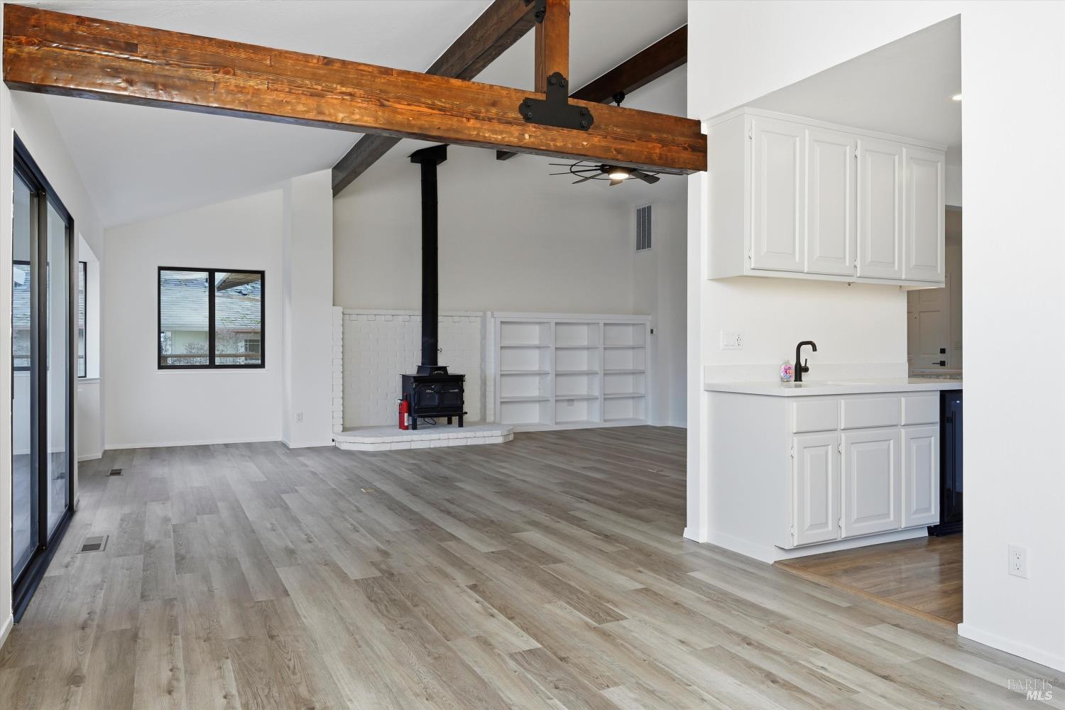 Detail Gallery Image 10 of 52 For 2698 Greenway Dr, Kelseyville,  CA 95451 - 3 Beds | 2/1 Baths