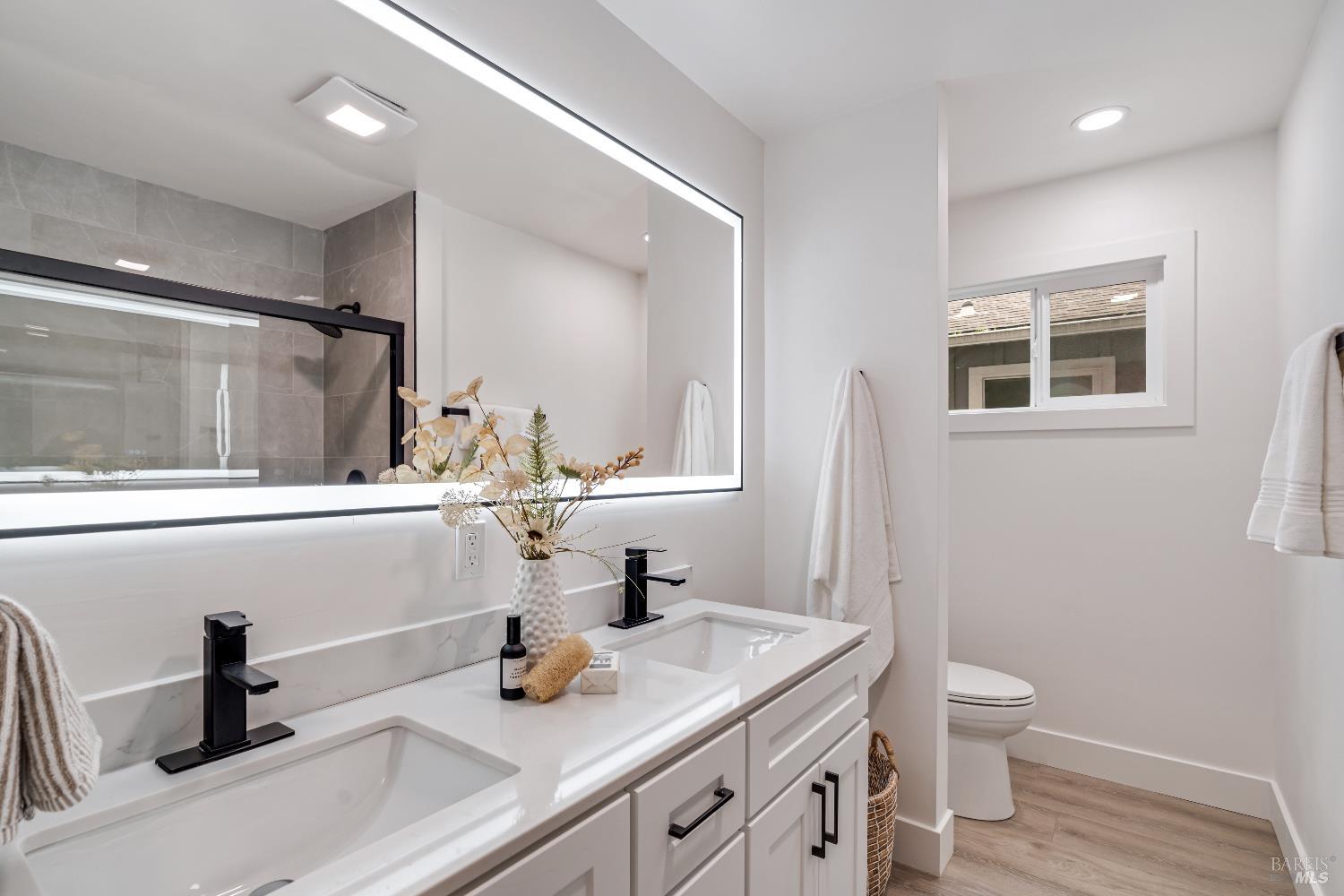 Detail Gallery Image 17 of 21 For 1415 Manhattan Way, Santa Rosa,  CA 95401 - 3 Beds | 2 Baths