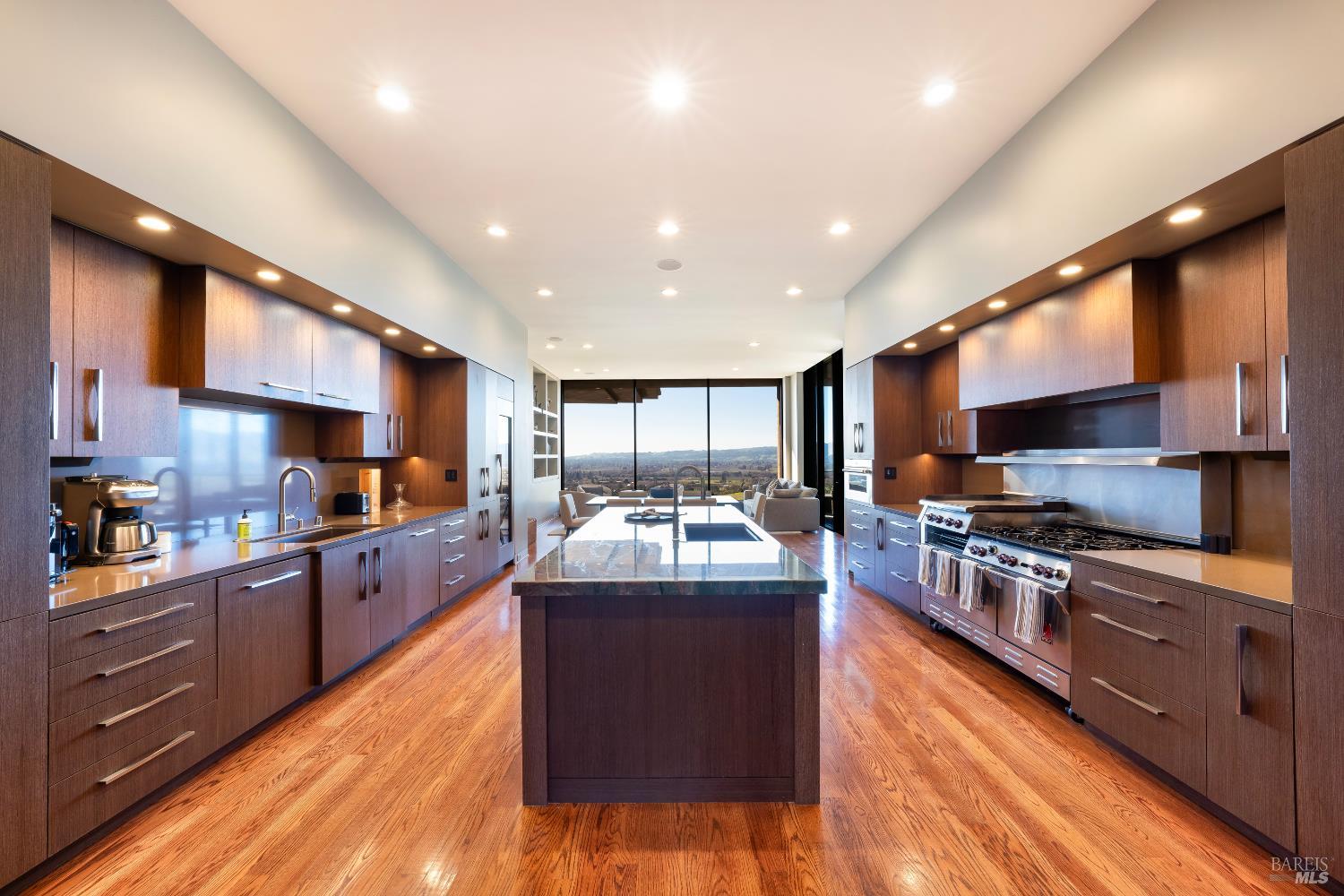 Detail Gallery Image 13 of 42 For 2100 Old Soda Springs Rd, Napa,  CA 94558 - 5 Beds | 5/1 Baths