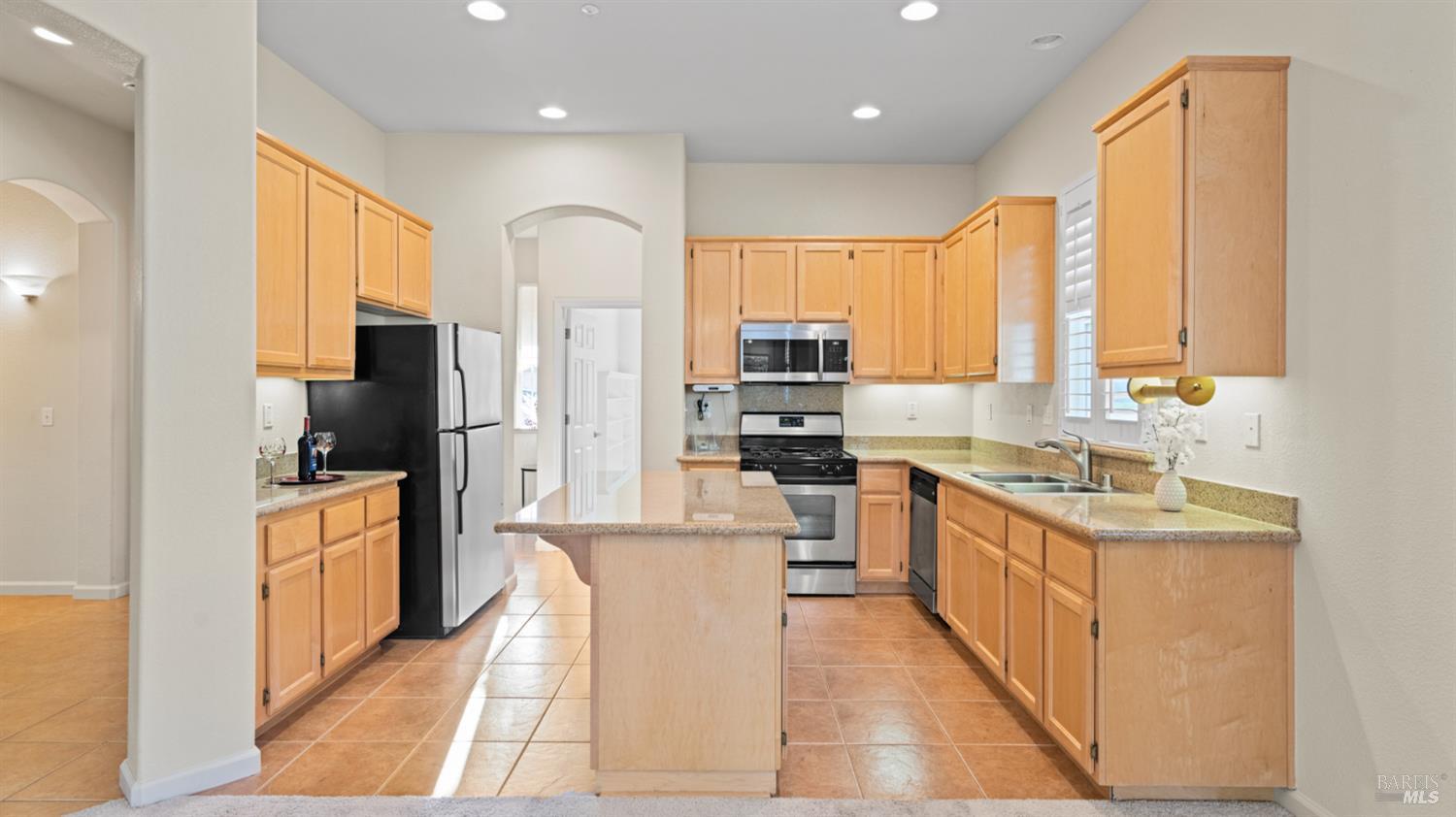 Detail Gallery Image 11 of 40 For 3291 Inwood Pl, Fairfield,  CA 94534 - 2 Beds | 2 Baths