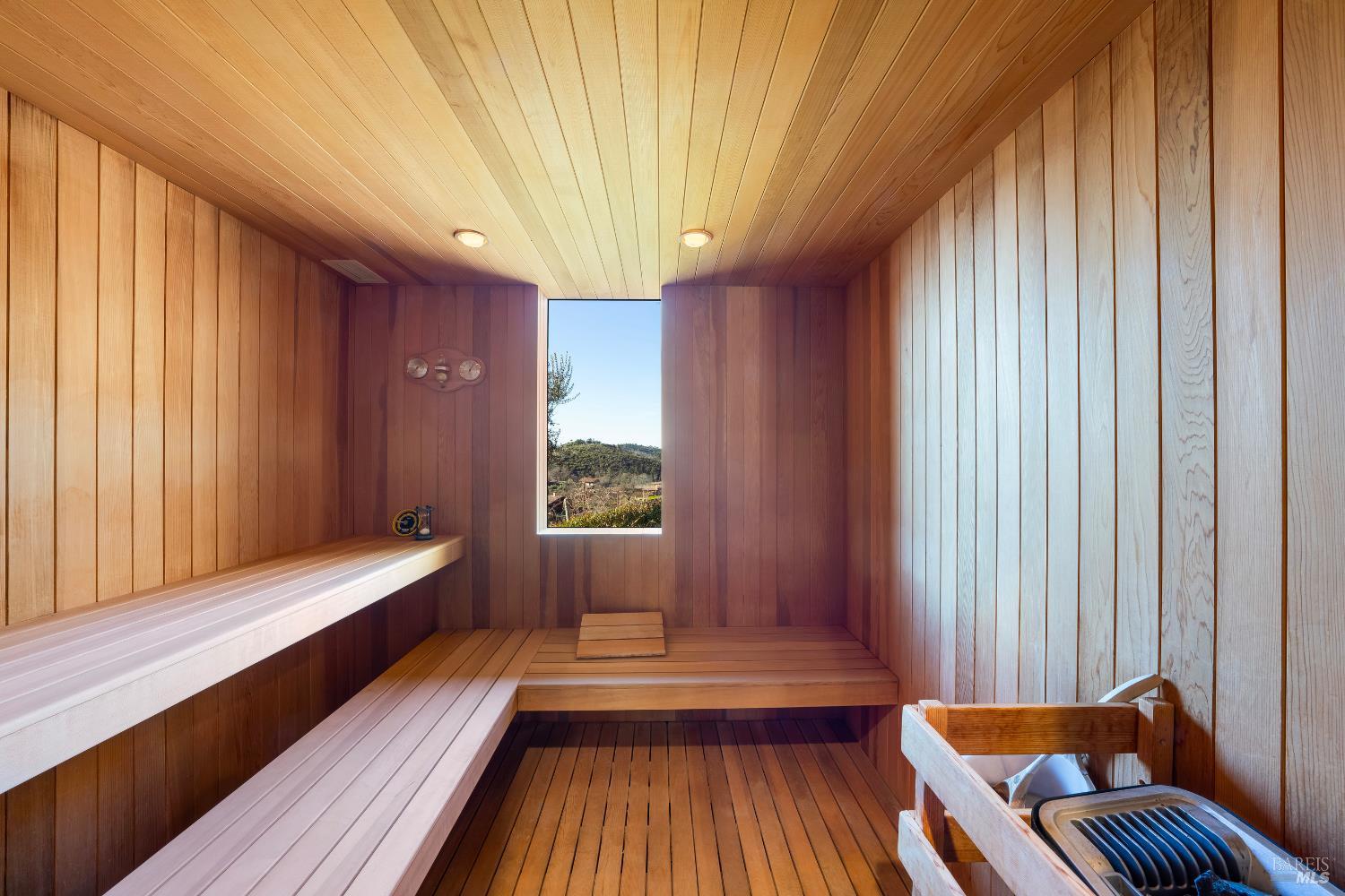 Detail Gallery Image 37 of 42 For 2100 Old Soda Springs Rd, Napa,  CA 94558 - 5 Beds | 5/1 Baths