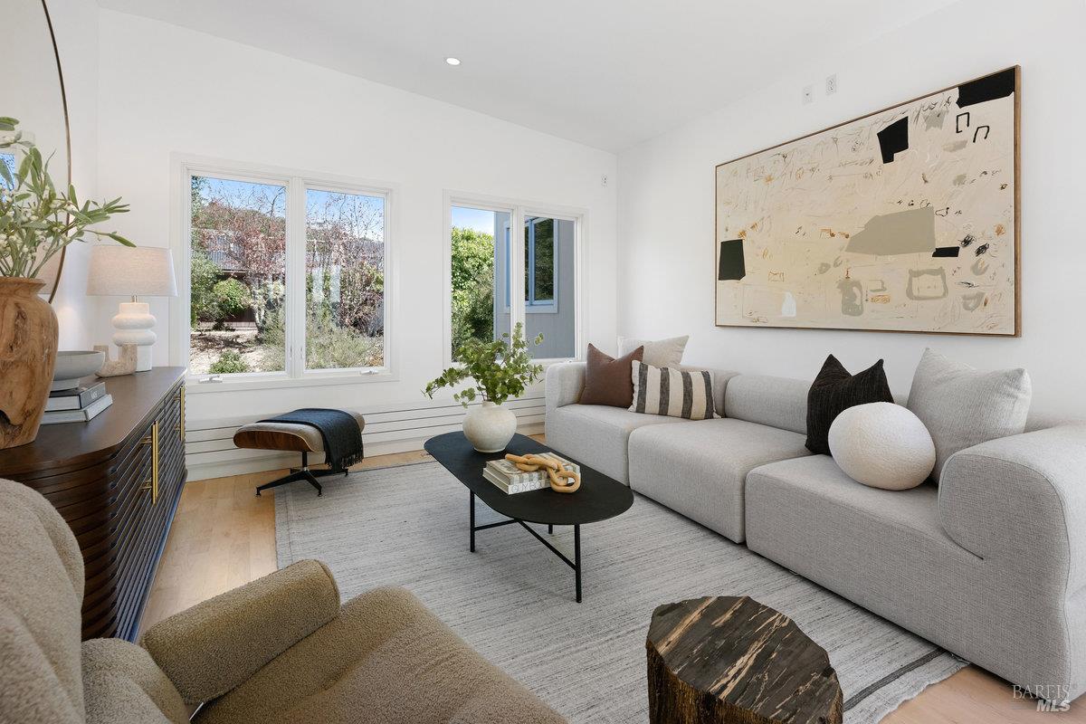 Detail Gallery Image 47 of 50 For 1 Tara View Rd, Tiburon,  CA 94920 - 8 Beds | 4/1 Baths