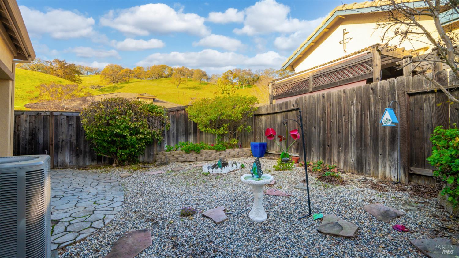 Detail Gallery Image 30 of 40 For 3291 Inwood Pl, Fairfield,  CA 94534 - 2 Beds | 2 Baths