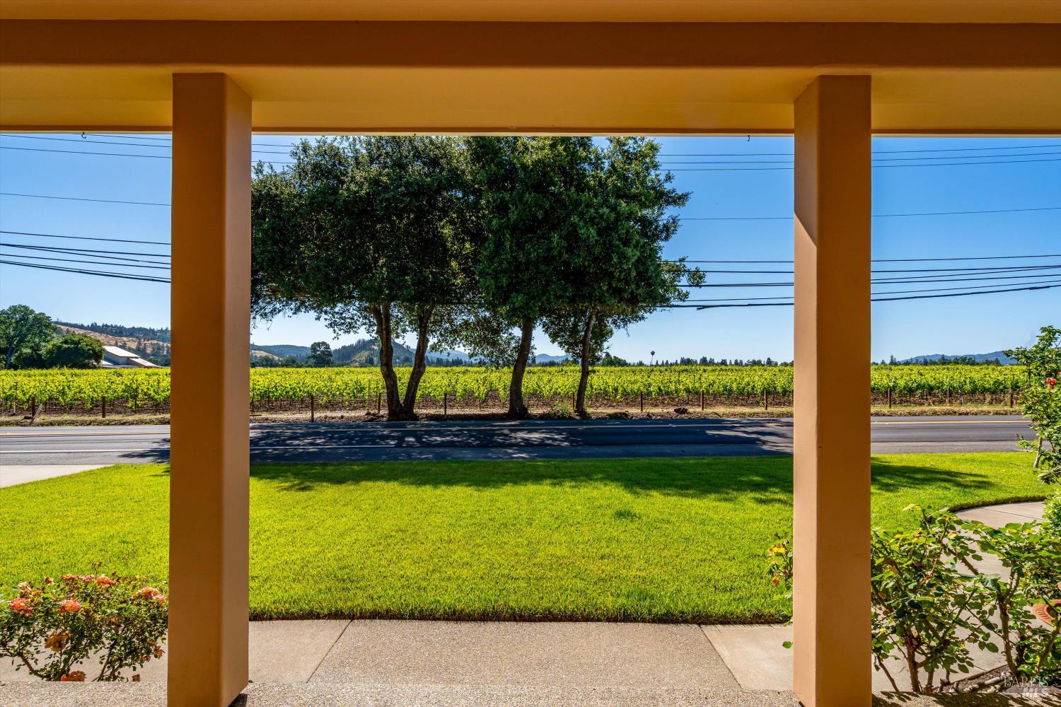 Detail Gallery Image 8 of 55 For 466 Pratt Ave, Saint Helena,  CA 94574 - 4 Beds | 4/1 Baths