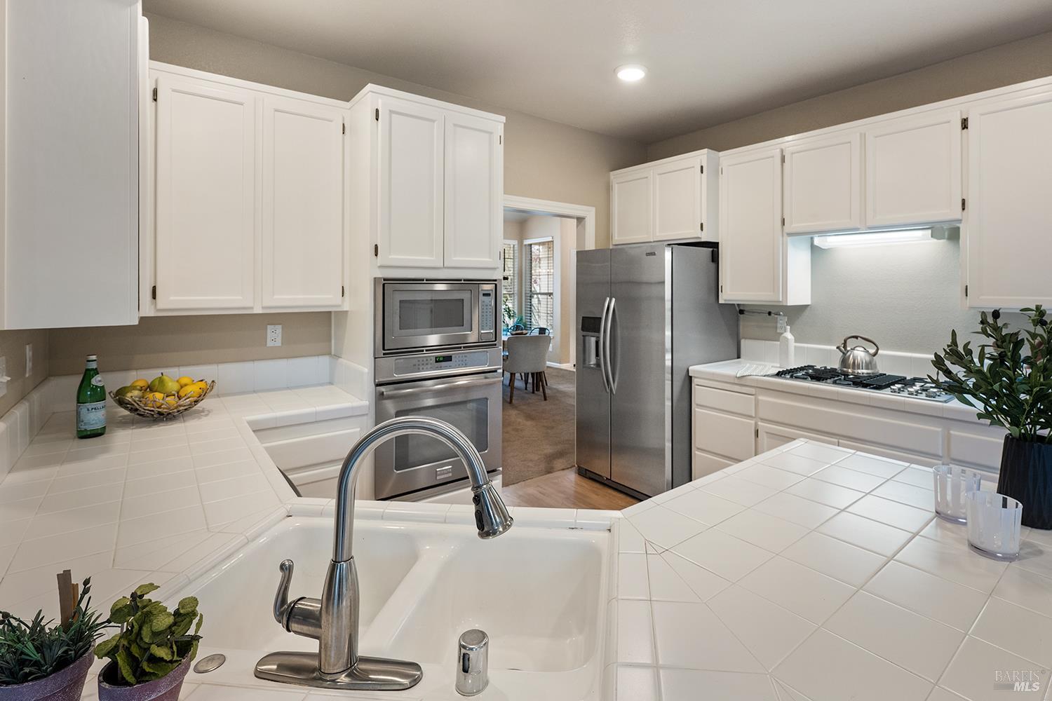 Detail Gallery Image 22 of 46 For 5432 Shallows Pl, Santa Rosa,  CA 95409 - 3 Beds | 2 Baths