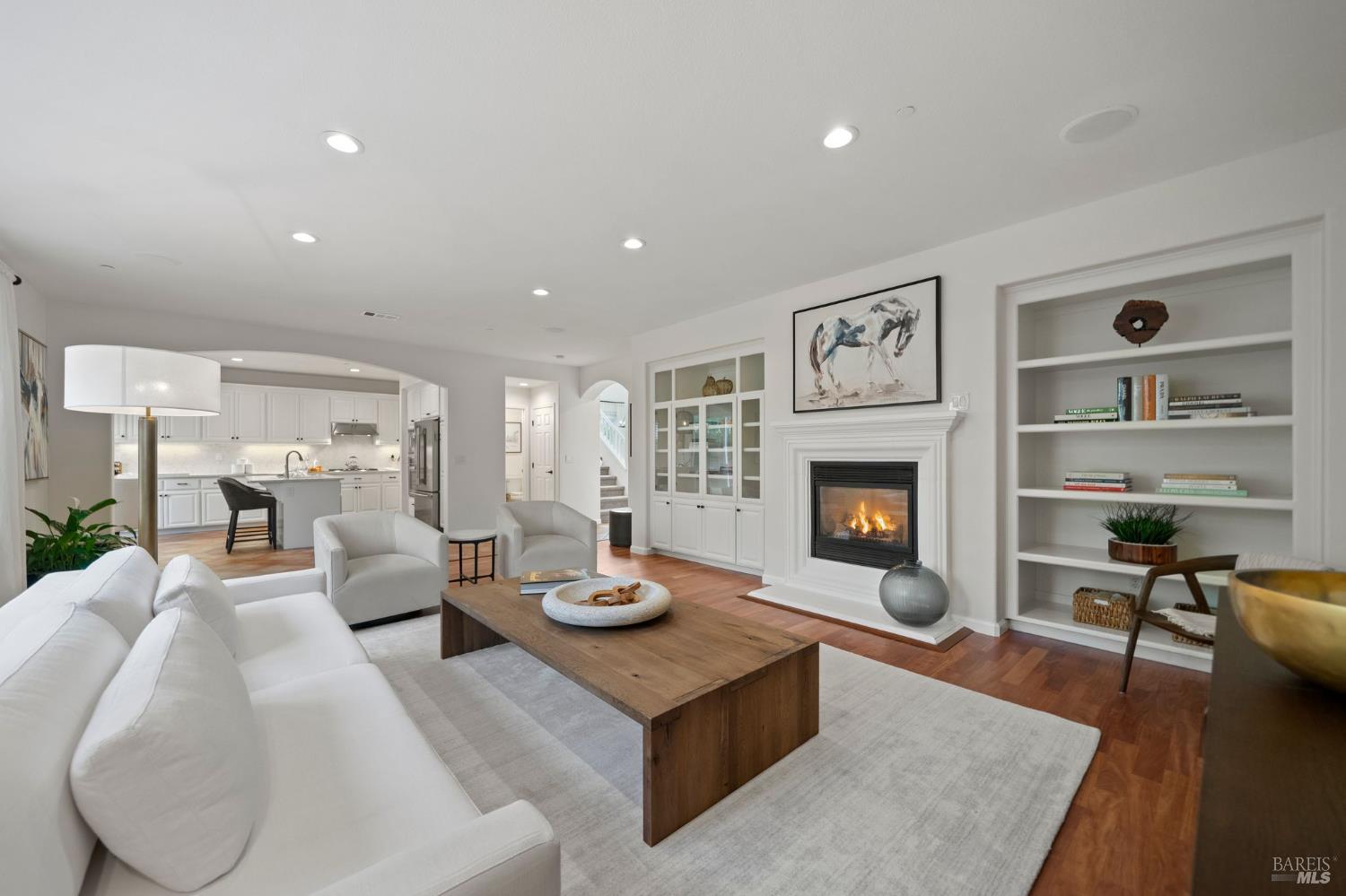 Detail Gallery Image 26 of 69 For 46 Waterbury Ln, Novato,  CA 94949 - 4 Beds | 2/1 Baths