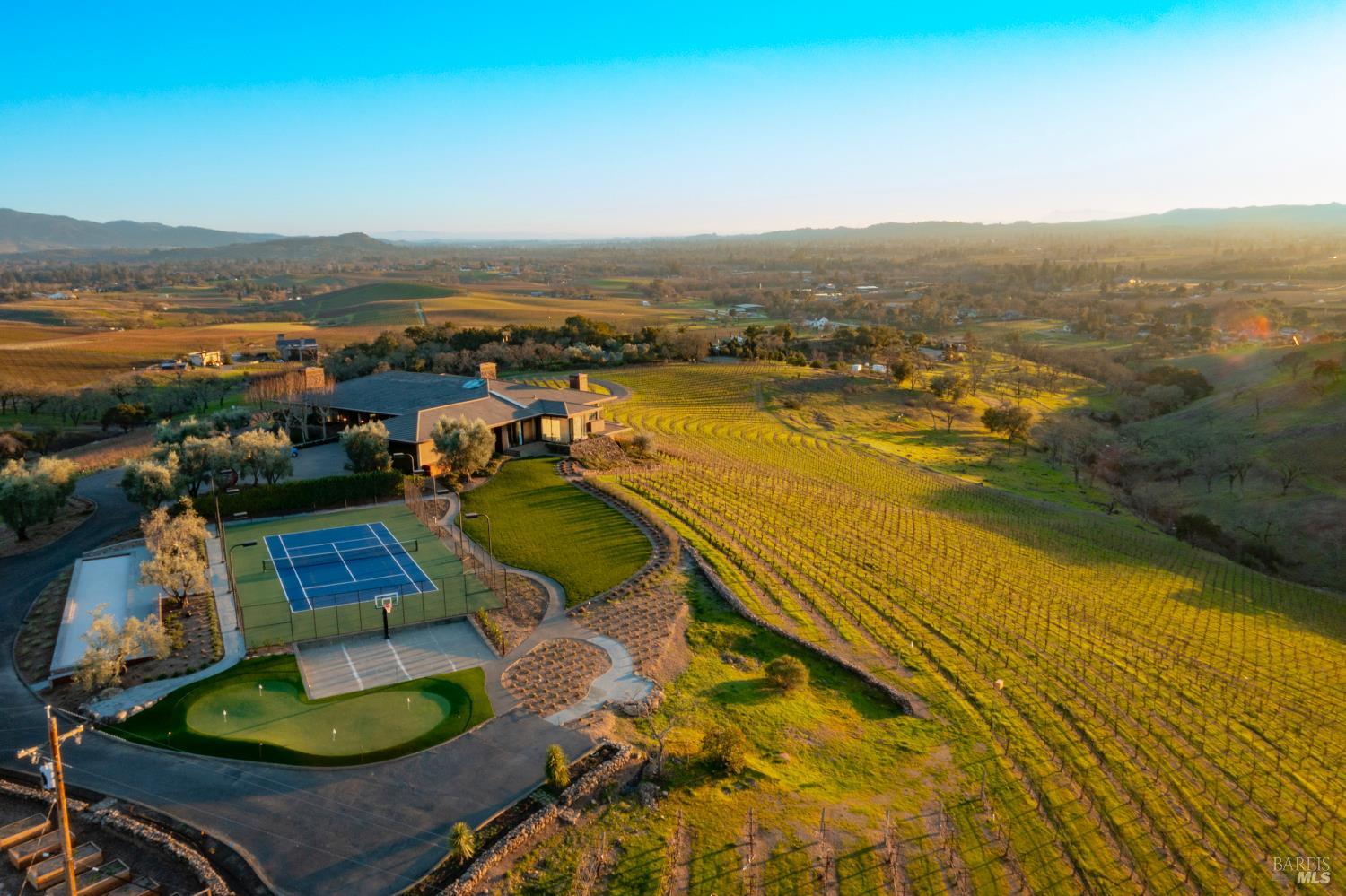 Detail Gallery Image 2 of 42 For 2100 Old Soda Springs Rd, Napa,  CA 94558 - 5 Beds | 5/1 Baths