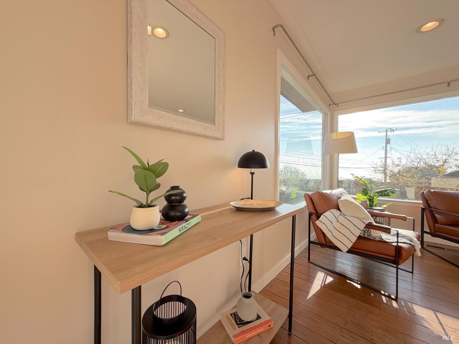 Detail Gallery Image 6 of 42 For 7659 Stockton Ave, El Cerrito,  CA 94530 - 2 Beds | 1 Baths