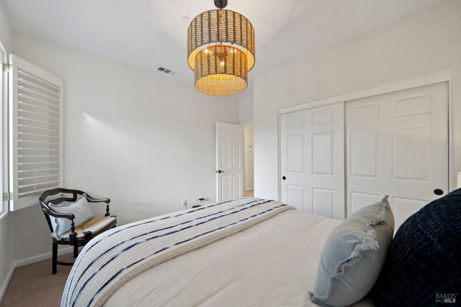 Detail Gallery Image 40 of 69 For 46 Waterbury Ln, Novato,  CA 94949 - 4 Beds | 2/1 Baths