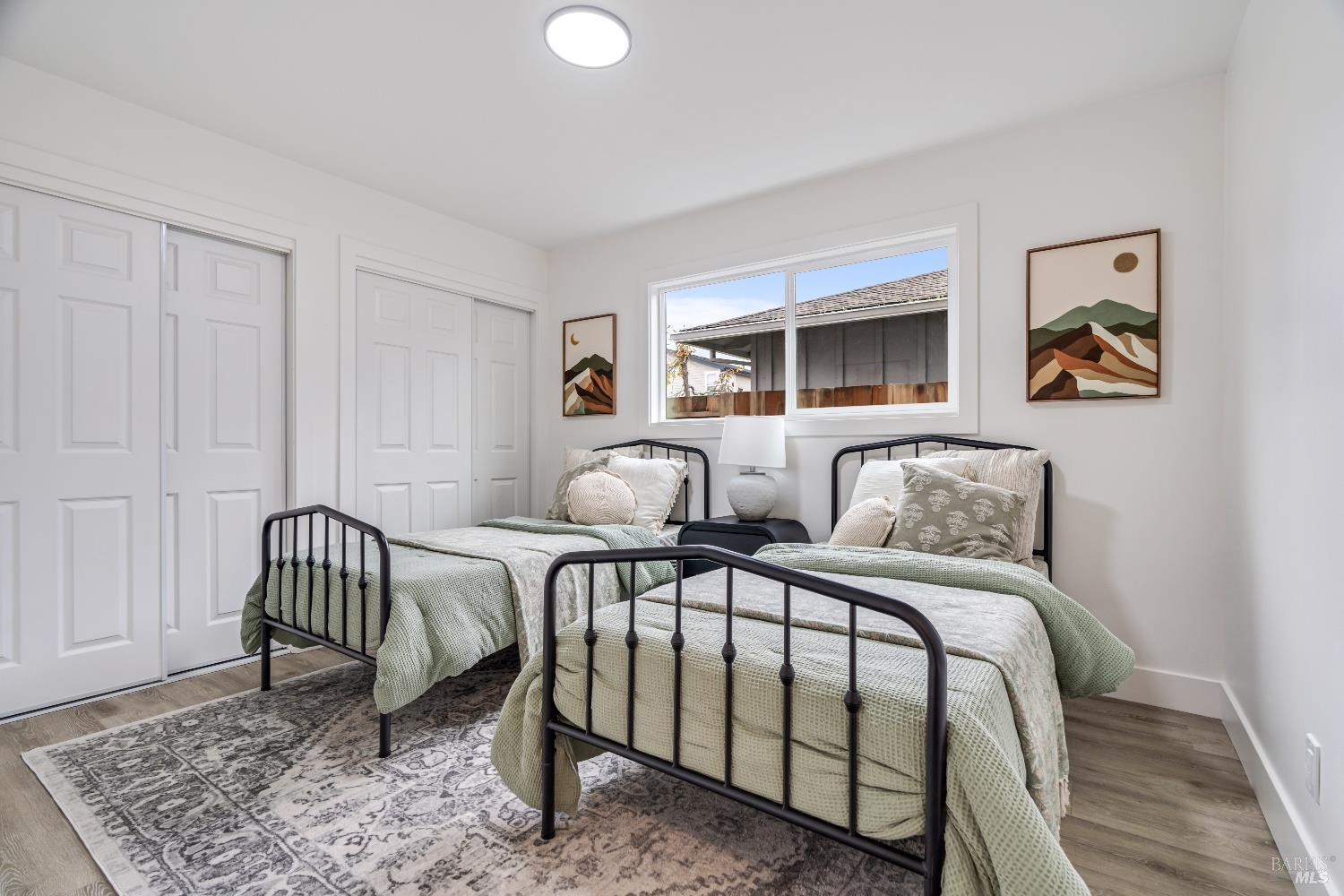 Detail Gallery Image 15 of 21 For 1415 Manhattan Way, Santa Rosa,  CA 95401 - 3 Beds | 2 Baths