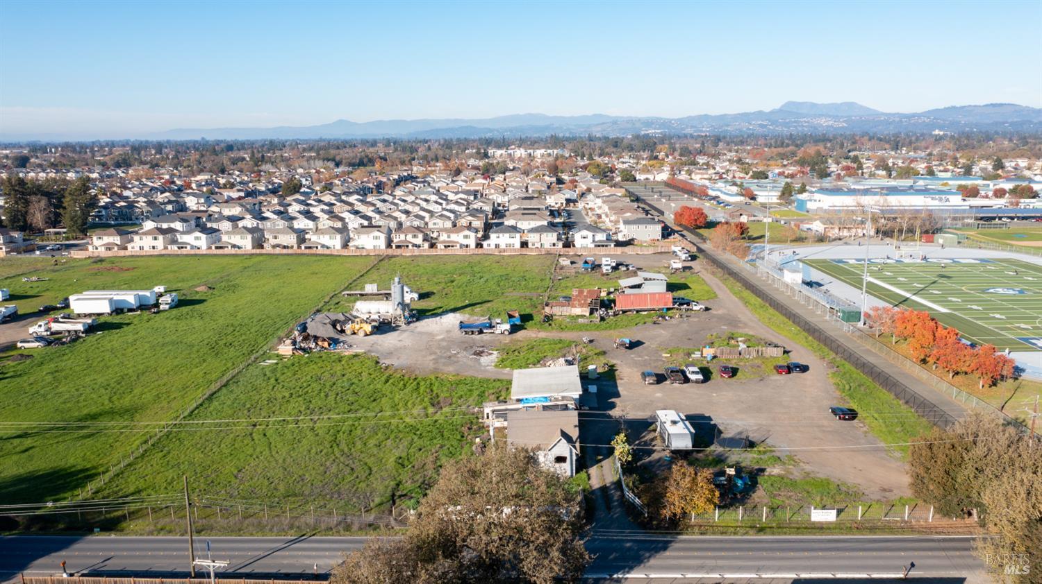 Detail Gallery Image 3 of 9 For 671 Bellevue Ave, Santa Rosa,  CA 95407 - – Beds | – Baths