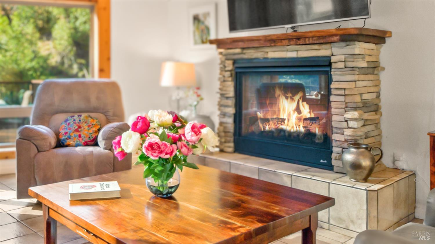 Detail Gallery Image 8 of 70 For 11081 Van Dorn Reservoir Rd #1,  Middletown,  CA 95461 - 3 Beds | 2 Baths