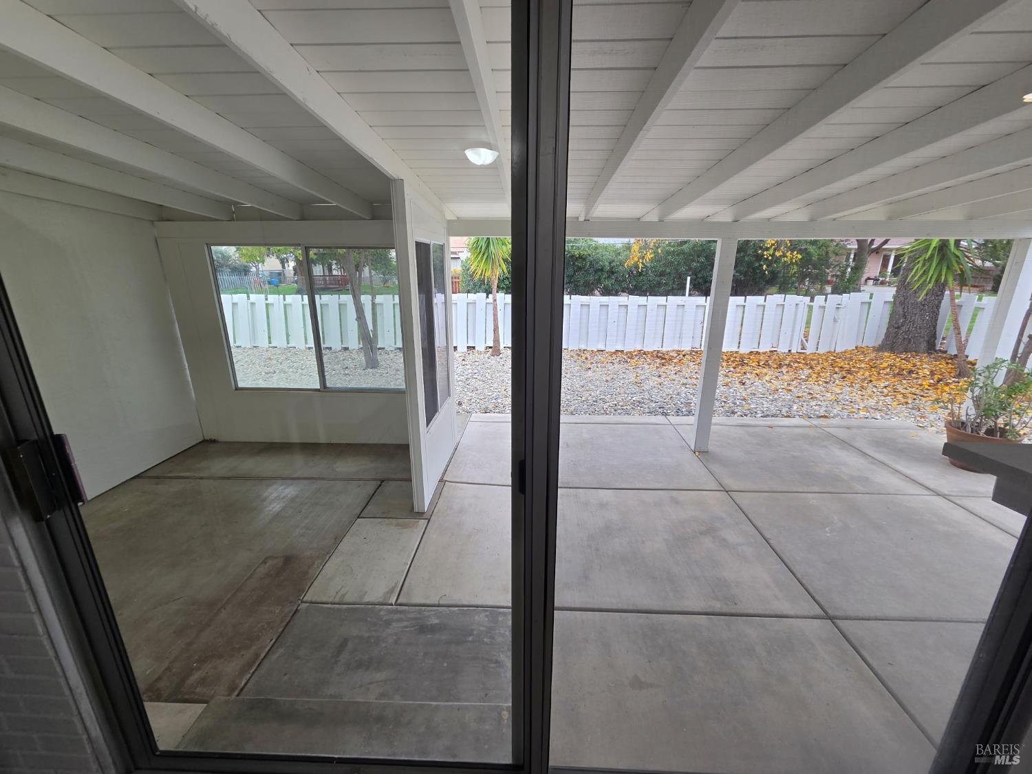 Detail Gallery Image 39 of 45 For 122 Carlsbad Cir, Vacaville,  CA 95687 - 3 Beds | 2 Baths