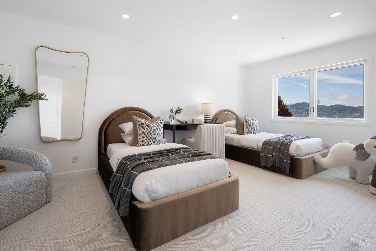 Detail Gallery Image 42 of 50 For 1 Tara View Rd, Tiburon,  CA 94920 - 8 Beds | 4/1 Baths