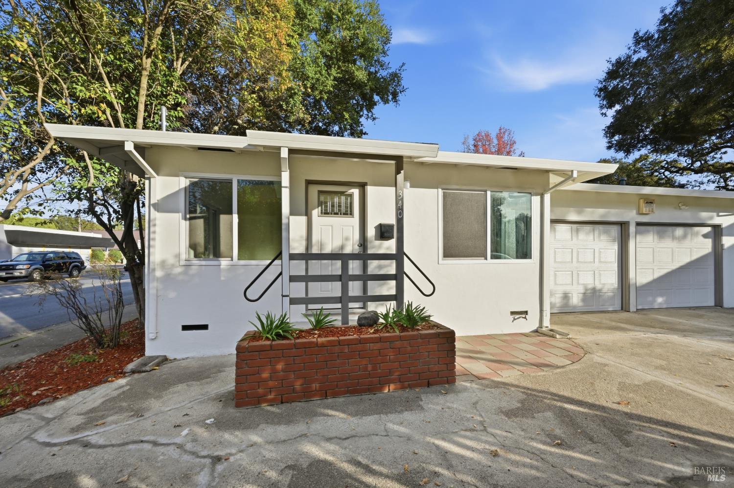 Detail Gallery Image 2 of 24 For 342 College Ave, Santa Rosa,  CA 95401 - – Beds | – Baths