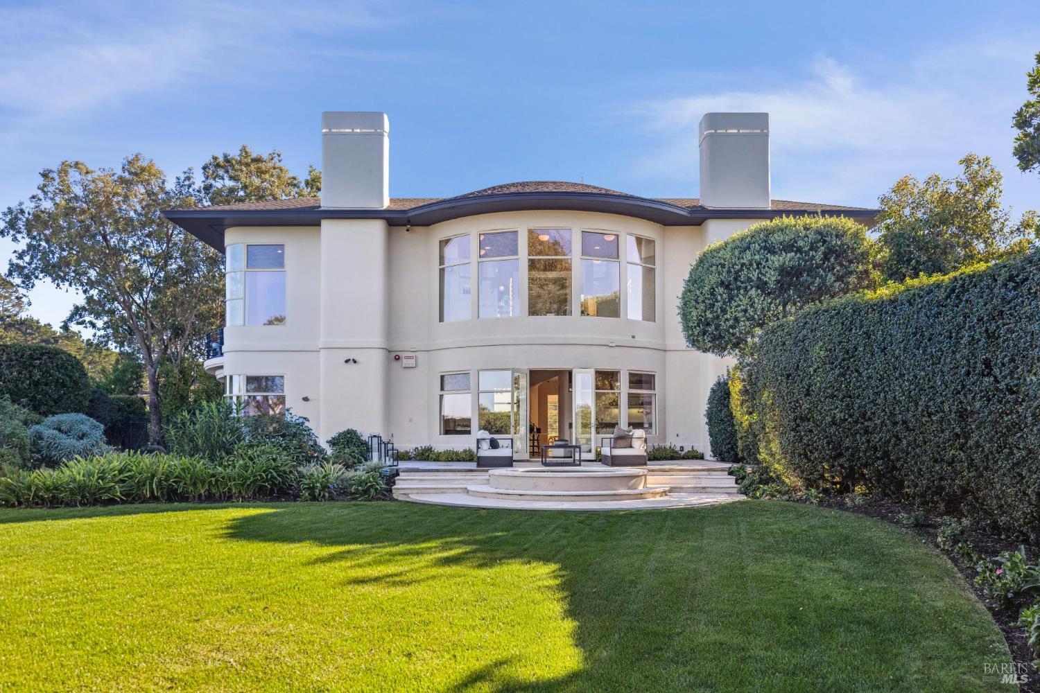 Detail Gallery Image 30 of 49 For 147 Gilmartin Dr, Tiburon,  CA 94920 - 4 Beds | 4/2 Baths