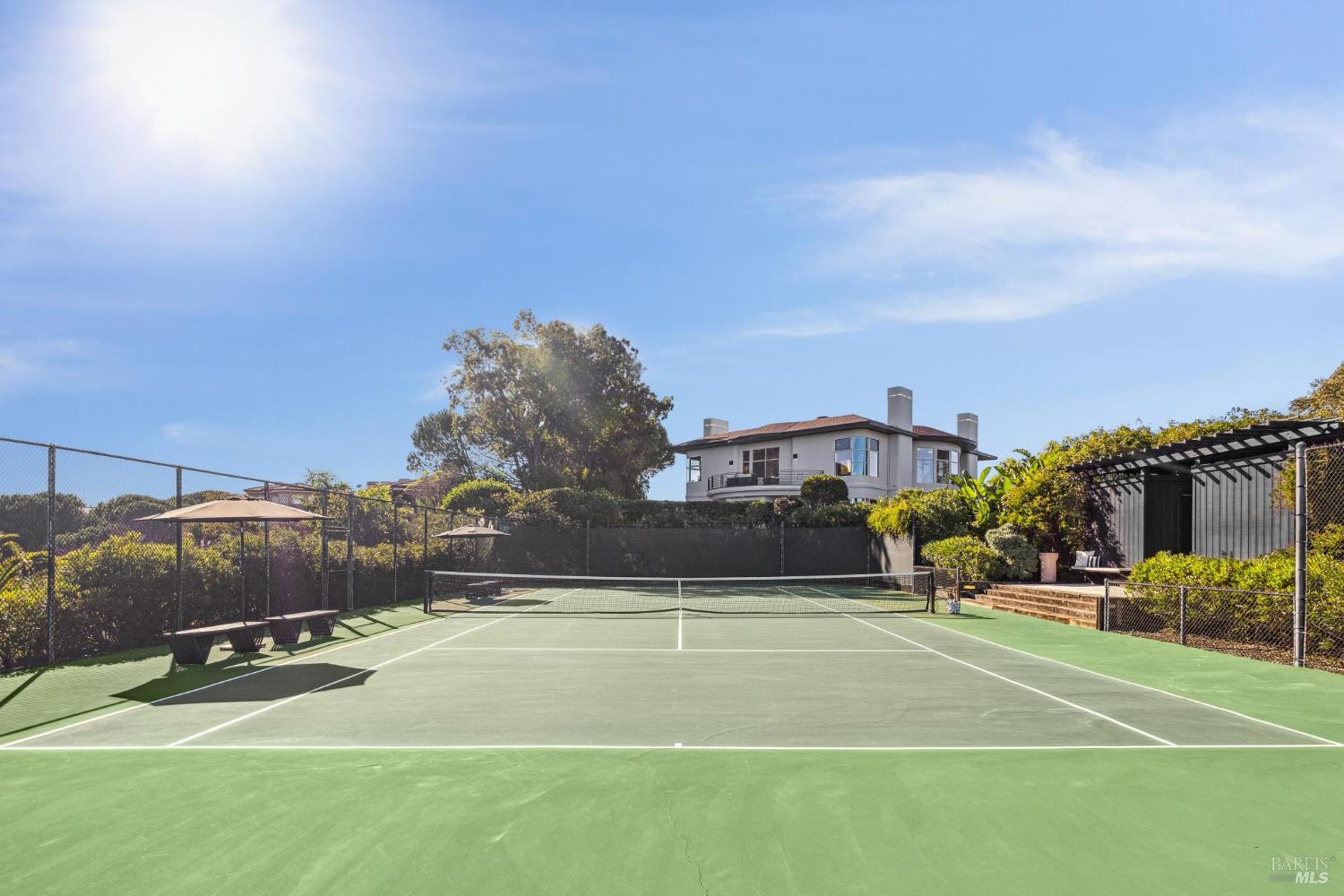 Detail Gallery Image 29 of 49 For 147 Gilmartin Dr, Tiburon,  CA 94920 - 4 Beds | 4/2 Baths