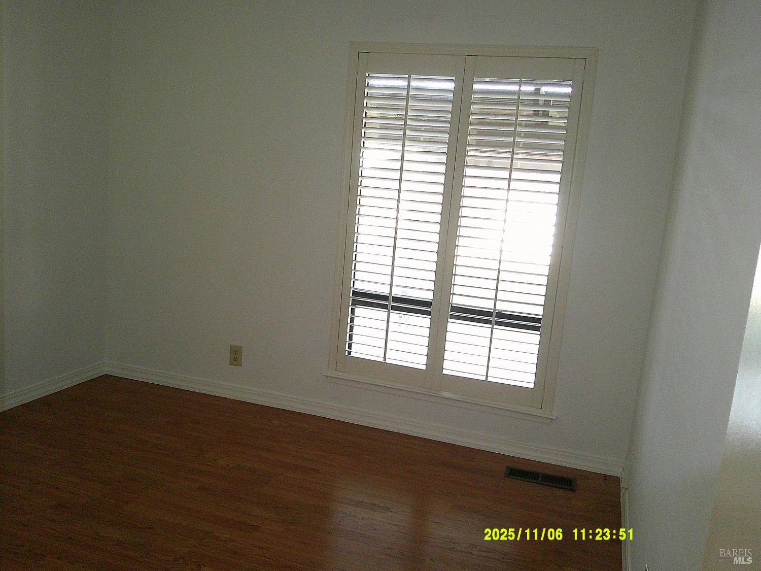 Detail Gallery Image 13 of 20 For 390 S Almond St, Dixon,  CA 95620 - 4 Beds | 2/1 Baths