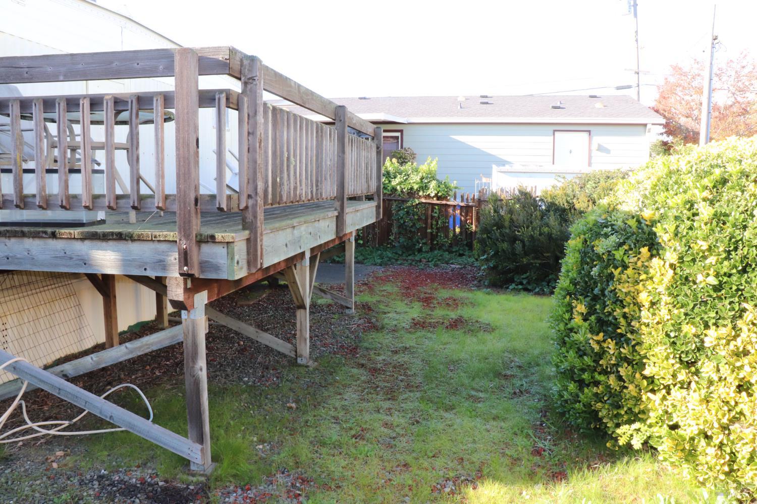 Detail Gallery Image 6 of 20 For 180 Sherry Cir, Yountville,  CA 94599 - 2 Beds | 2 Baths