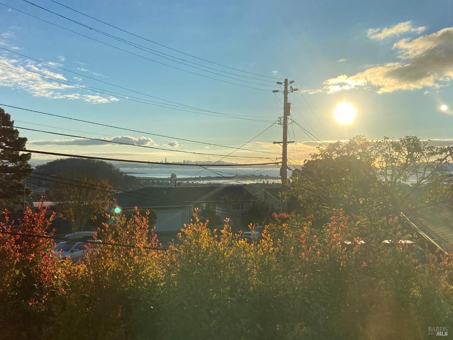 Detail Gallery Image 3 of 42 For 7659 Stockton Ave, El Cerrito,  CA 94530 - 2 Beds | 1 Baths