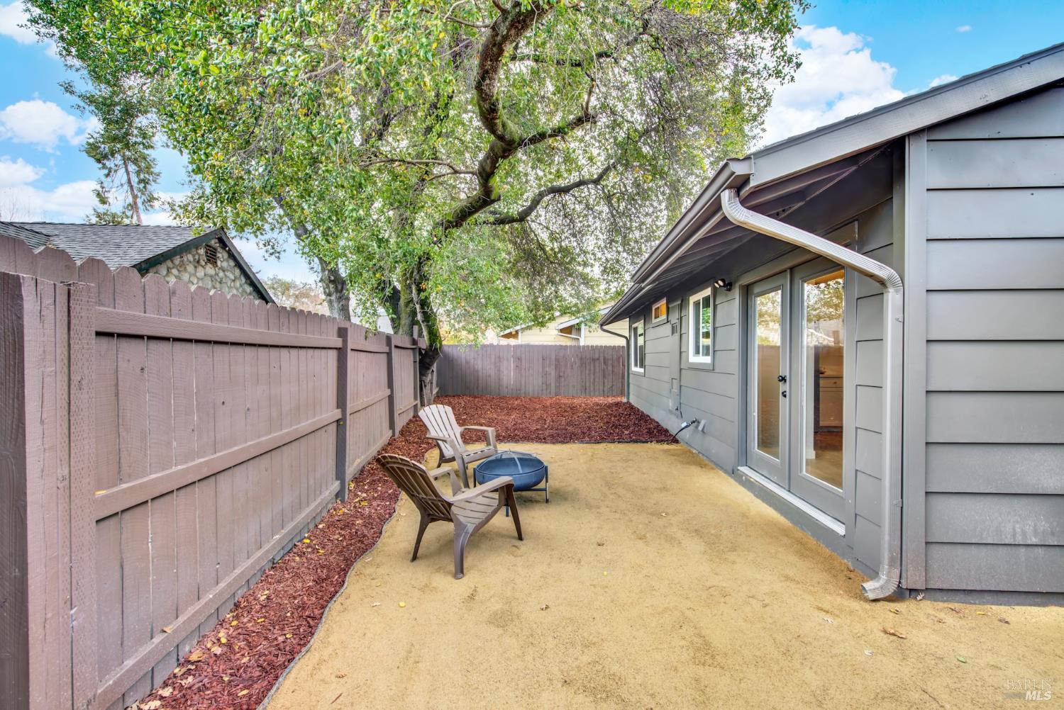 Detail Gallery Image 32 of 34 For 6610 Oak Leaf Ct, Yountville,  CA 94599 - 2 Beds | 1 Baths