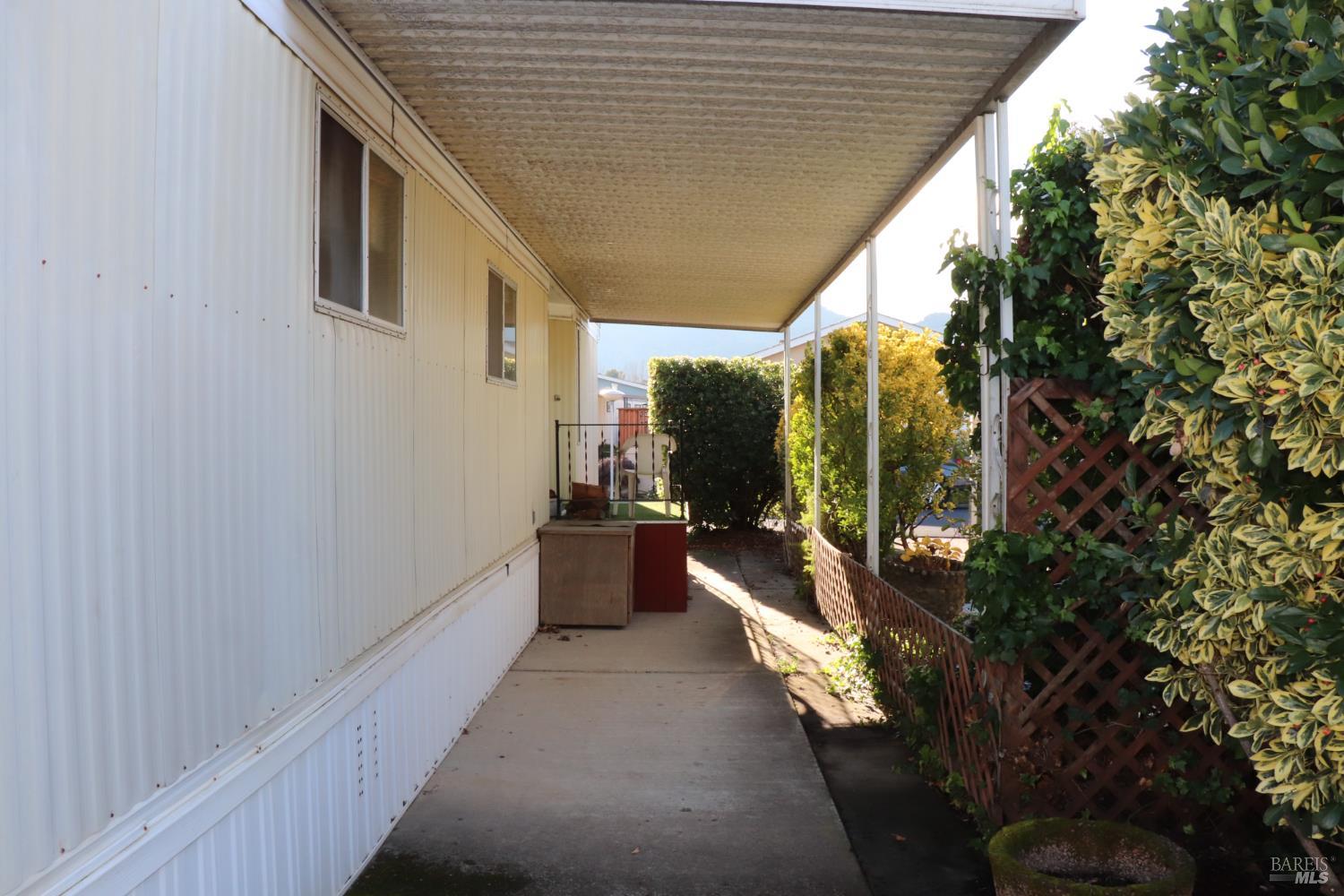 Detail Gallery Image 9 of 20 For 180 Sherry Cir, Yountville,  CA 94599 - 2 Beds | 2 Baths