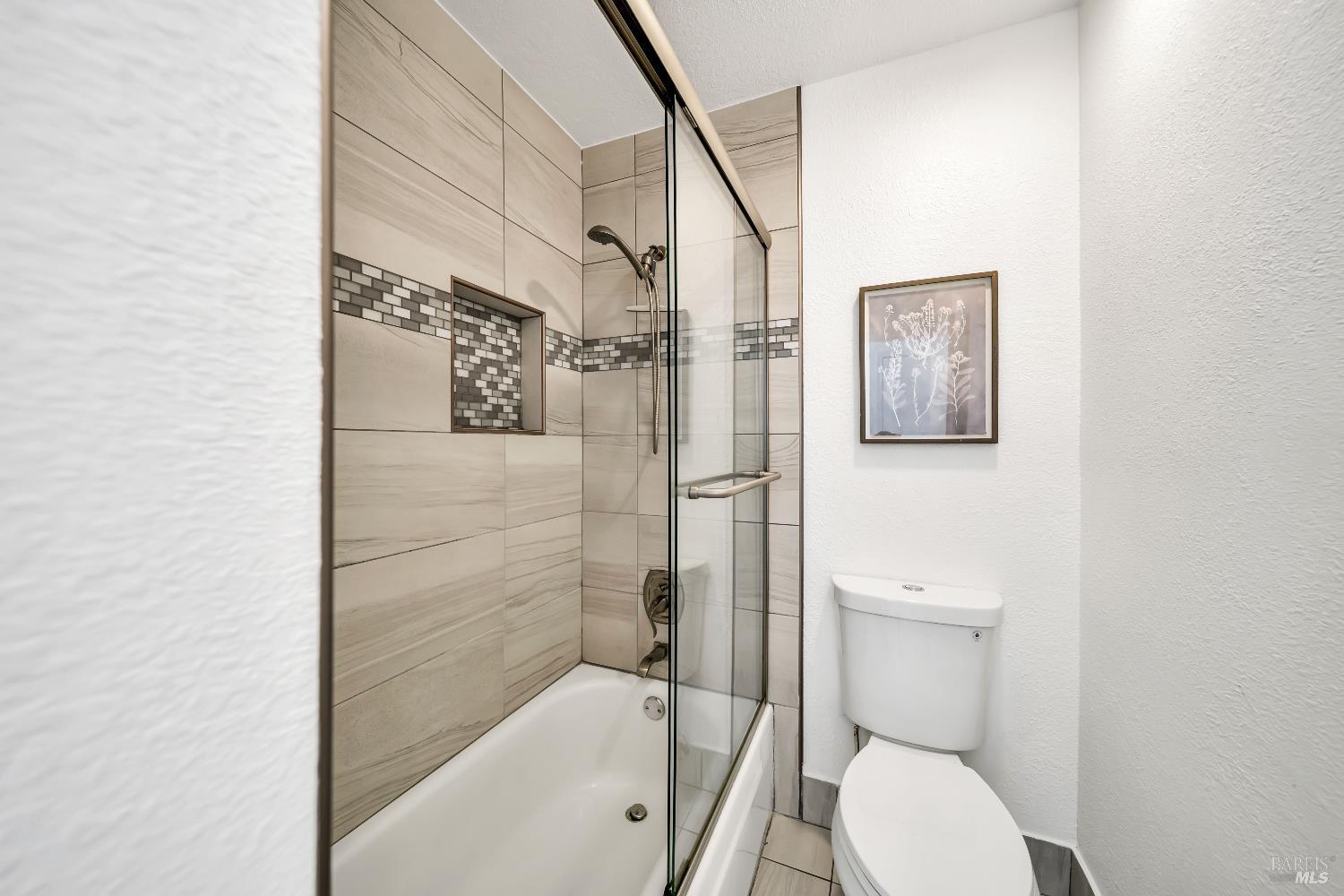 Detail Gallery Image 15 of 41 For 1251 N Camino Alto Unkn, Vallejo,  CA 94589 - 4 Beds | 2 Baths