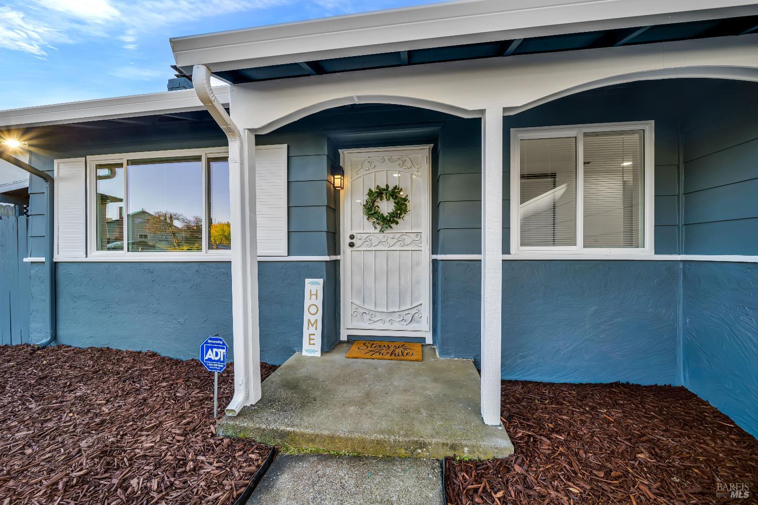 Detail Gallery Image 4 of 41 For 1251 N Camino Alto Unkn, Vallejo,  CA 94589 - 4 Beds | 2 Baths