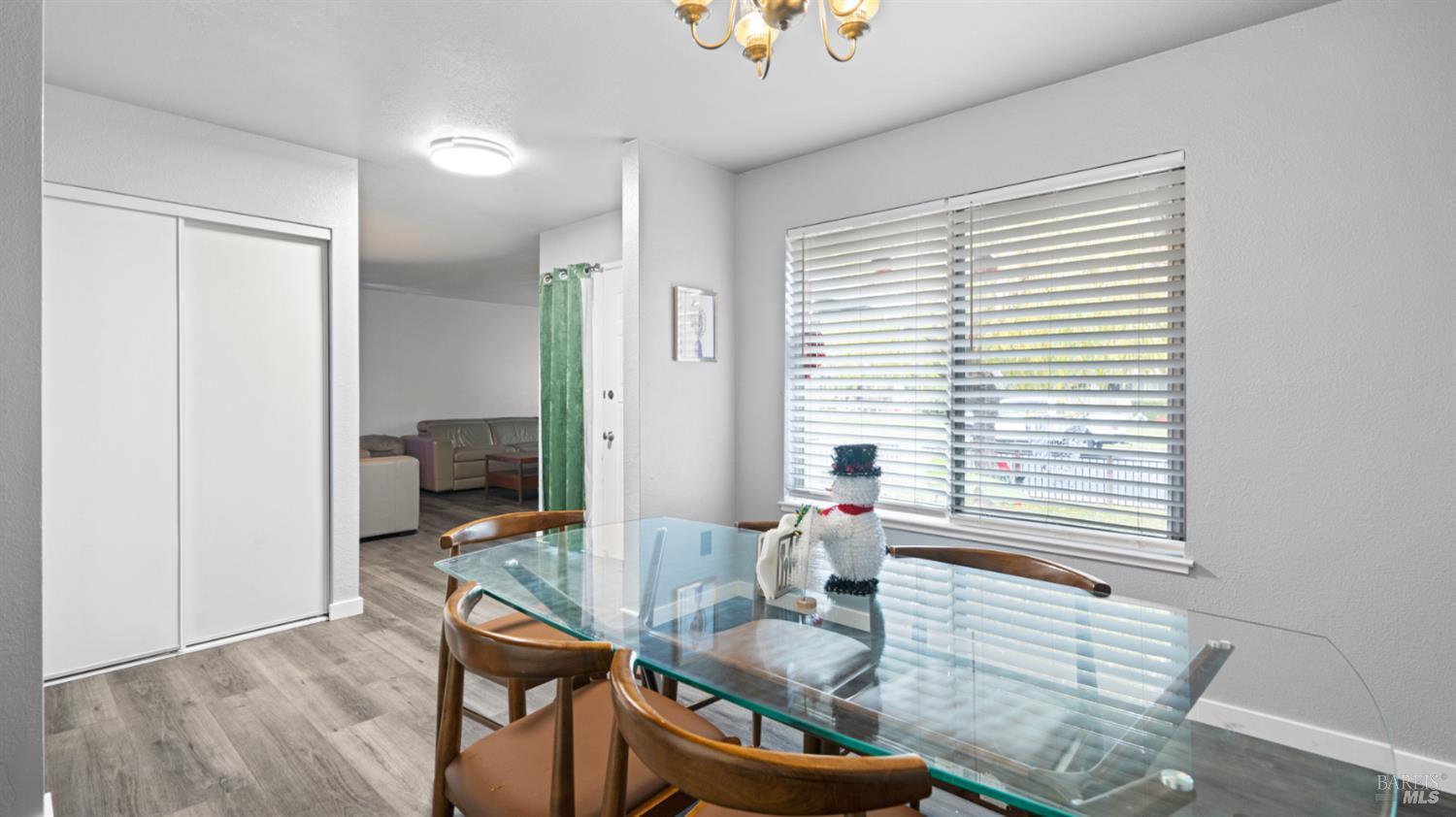 Detail Gallery Image 13 of 57 For 3456 Norwalk Pl, Fairfield,  CA 94534 - 4 Beds | 2/1 Baths