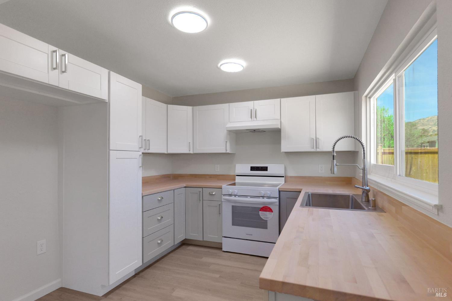 Detail Gallery Image 15 of 38 For 1120 Soda Canyon Rd, Napa,  CA 94558 - 5 Beds | 3 Baths