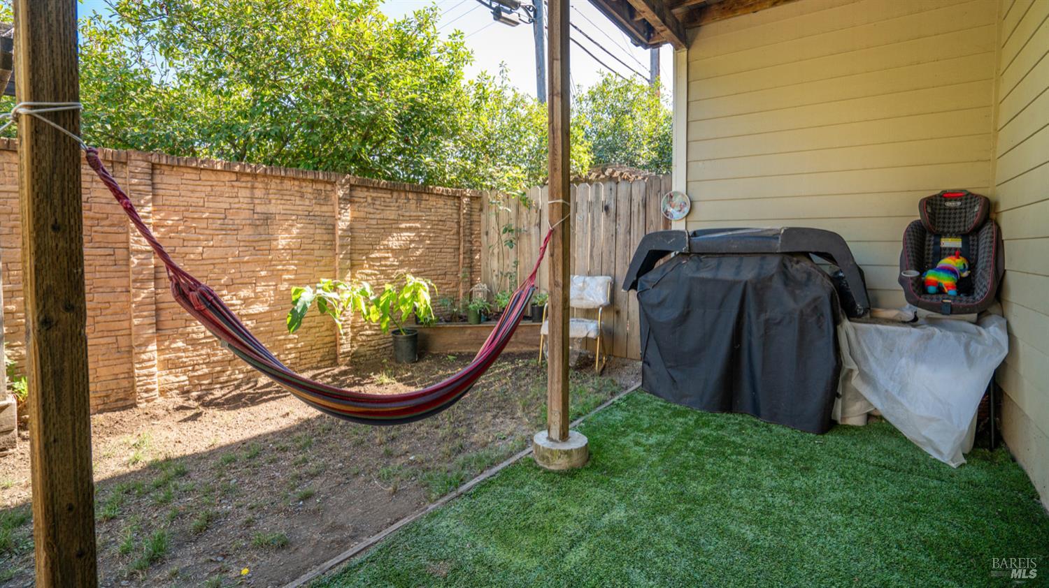 Detail Gallery Image 12 of 23 For 8005 Trenton Ct, Forestville,  CA 95436 - – Beds | – Baths