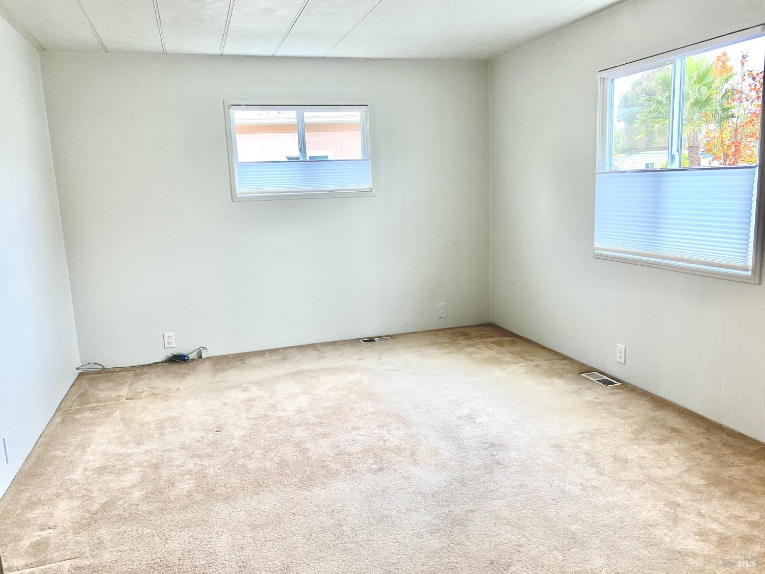 Detail Gallery Image 13 of 23 For 708 Seville Way, Novato,  CA 94949 - 2 Beds | 2 Baths