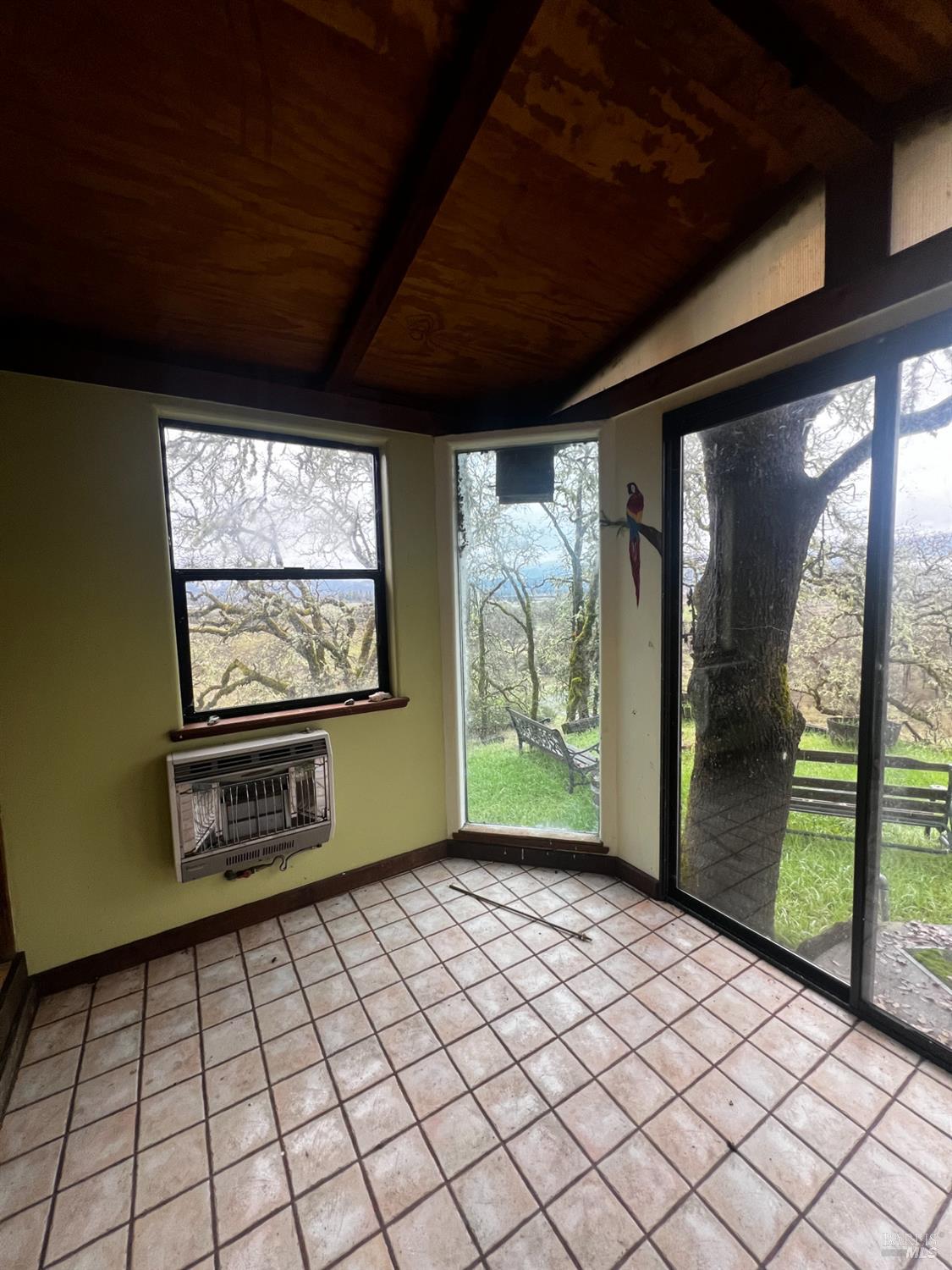 Detail Gallery Image 33 of 77 For 23040 Poonkinney Rd, Covelo,  CA 95428 - 2 Beds | 1 Baths