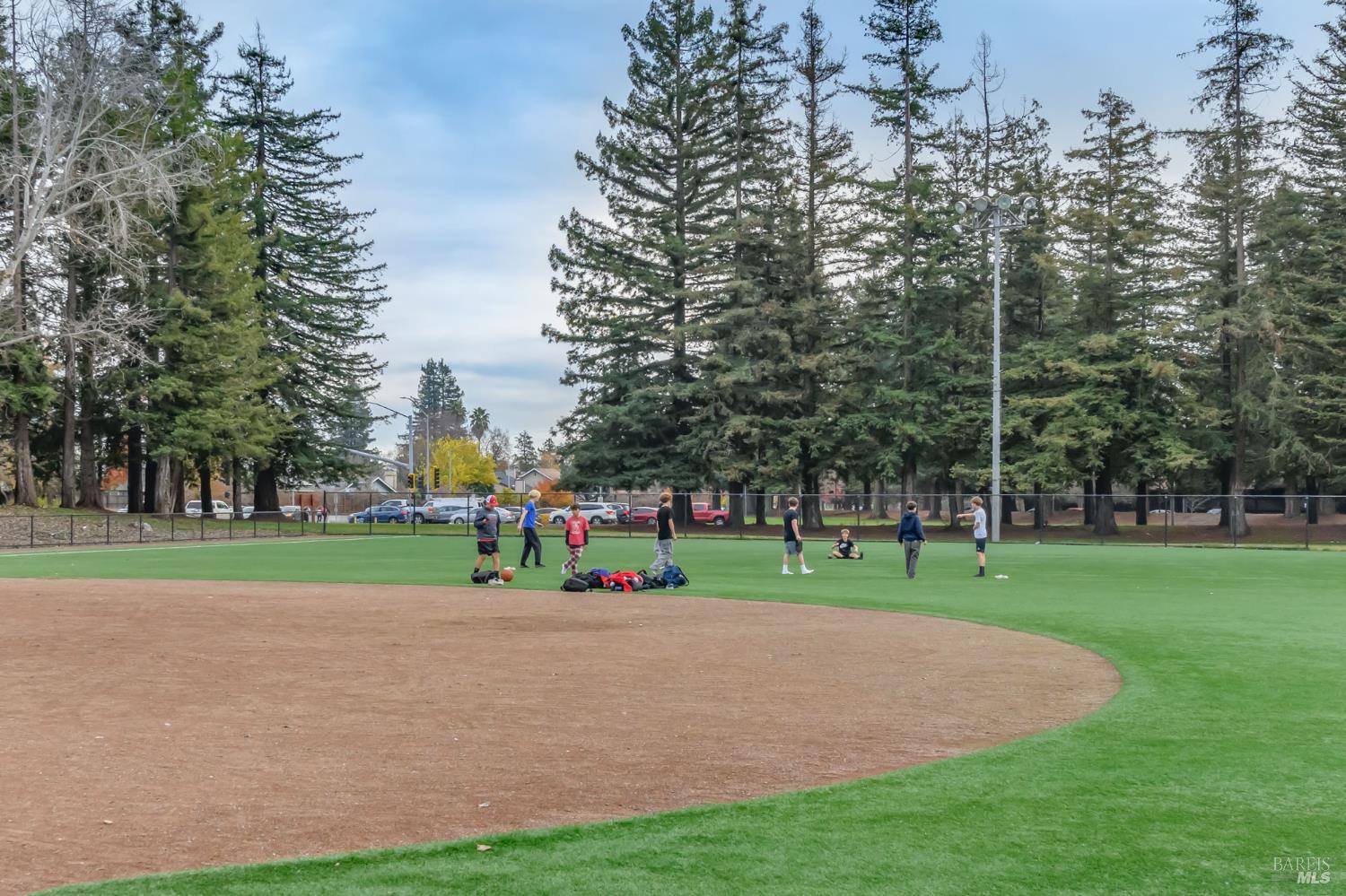 Detail Gallery Image 32 of 32 For 1068 San Francisco Way, Rohnert Park,  CA 94928 - 4 Beds | 2 Baths